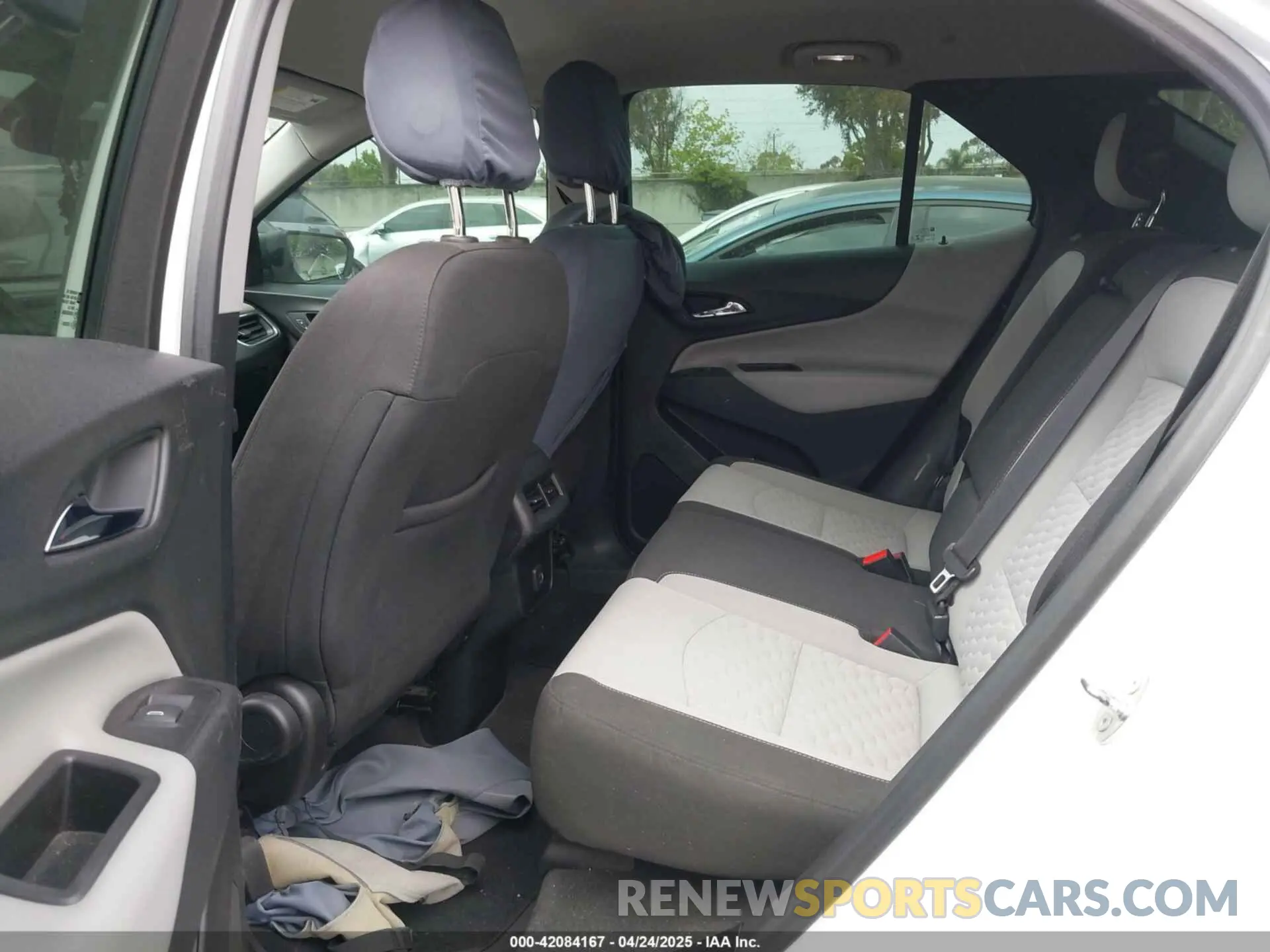 21 Photograph of a damaged car 2GNAXHEV8K6108399 CHEVROLET EQUINOX 2019