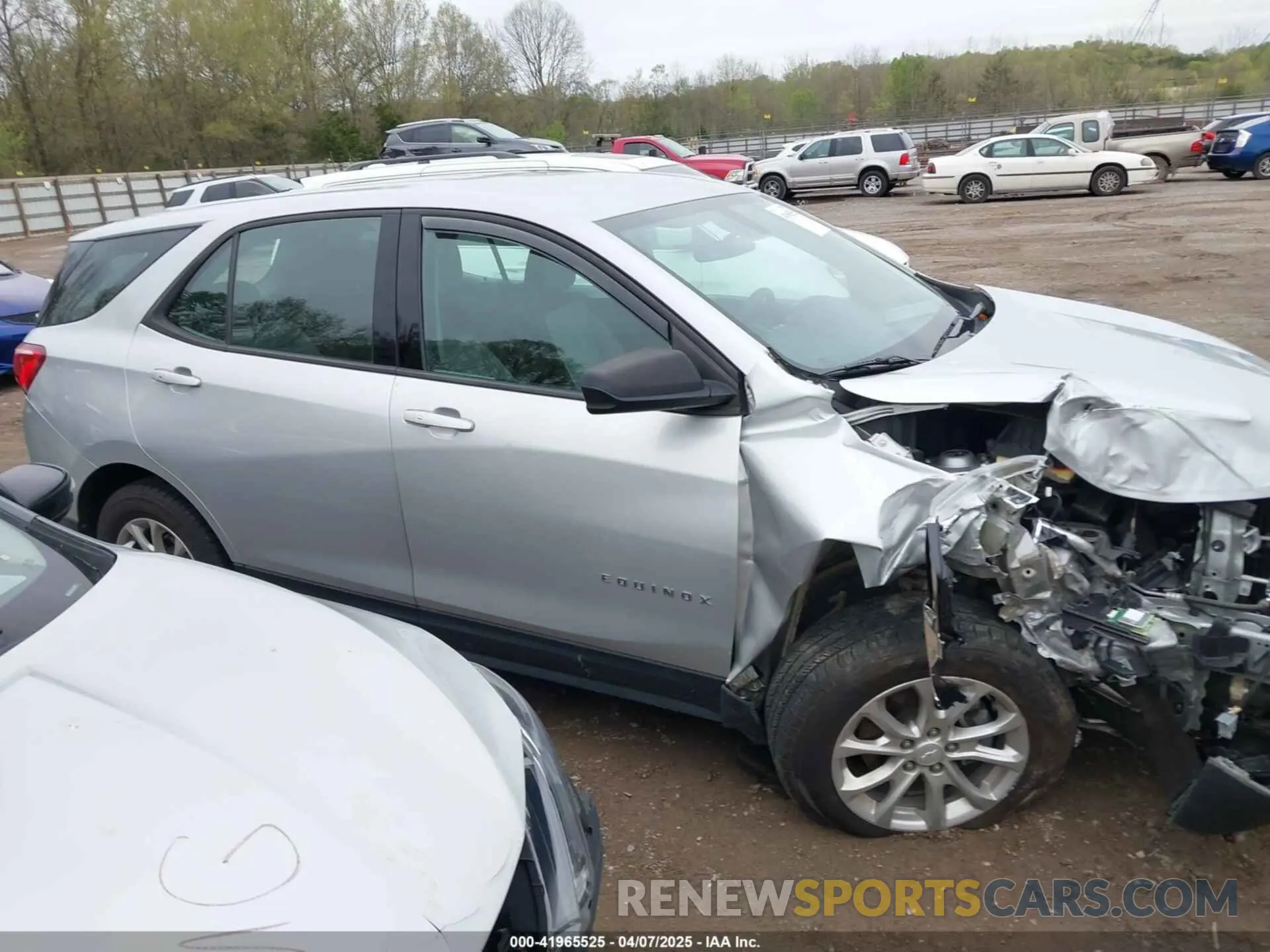 13 Photograph of a damaged car 2GNAXHEV8K6170949 CHEVROLET EQUINOX 2019