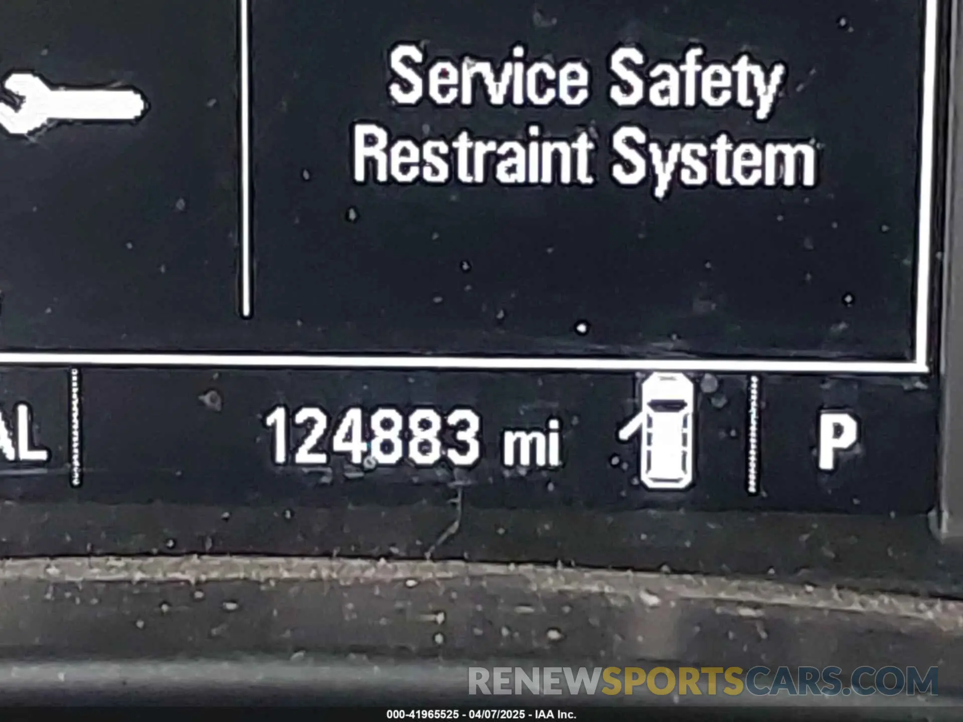 15 Photograph of a damaged car 2GNAXHEV8K6170949 CHEVROLET EQUINOX 2019