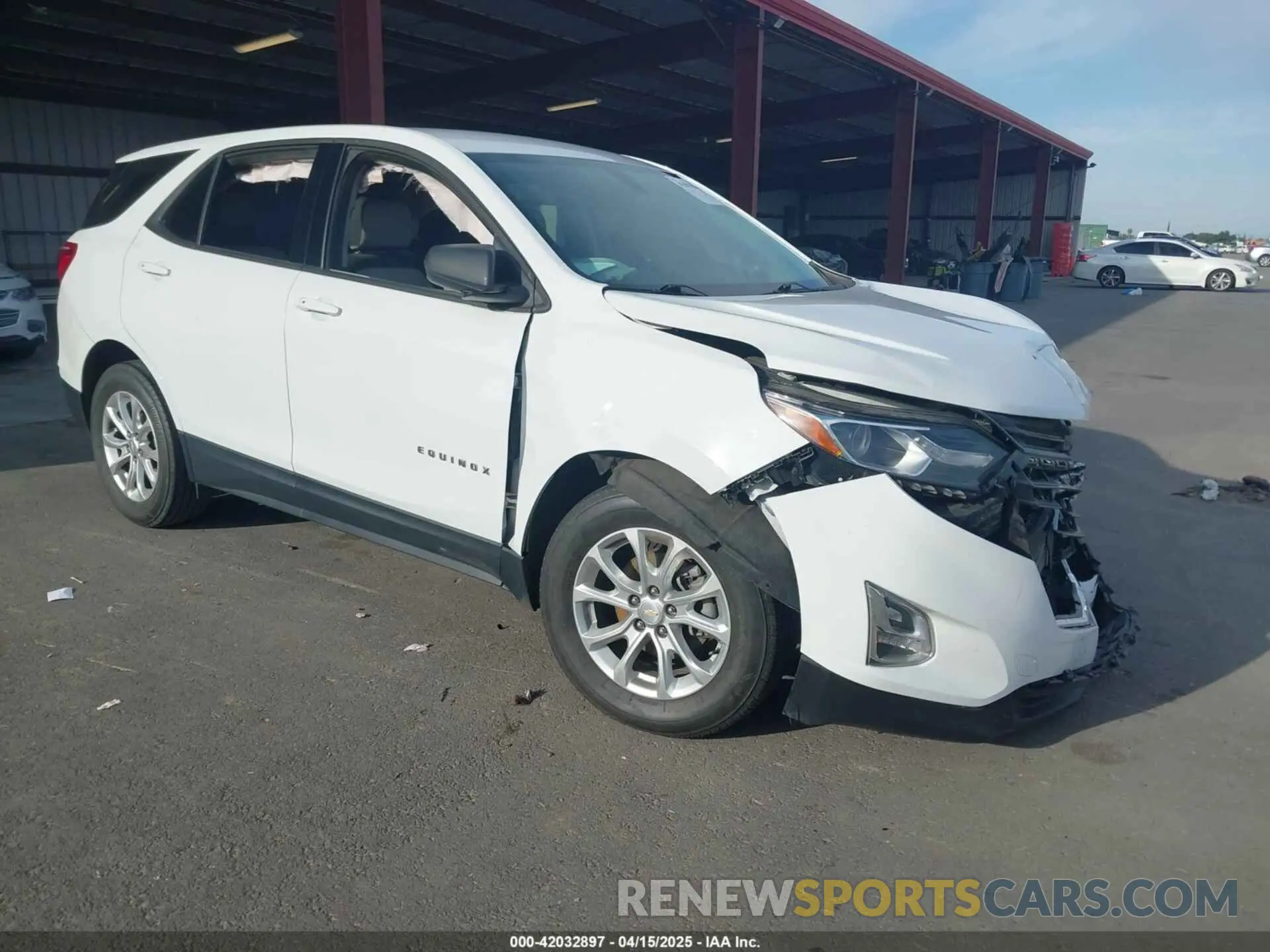 1 Photograph of a damaged car 2GNAXHEV8K6171888 CHEVROLET EQUINOX 2019