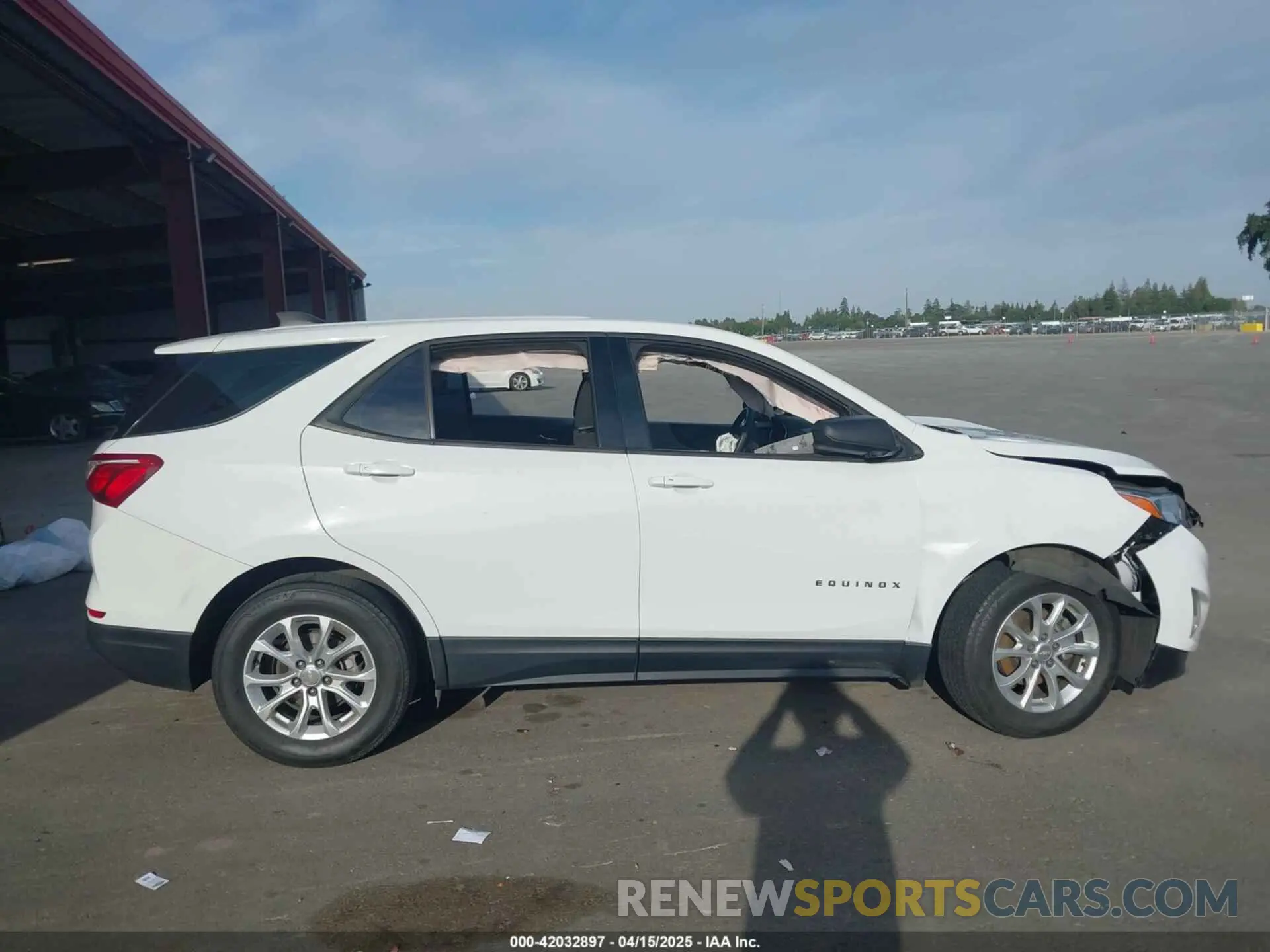13 Photograph of a damaged car 2GNAXHEV8K6171888 CHEVROLET EQUINOX 2019