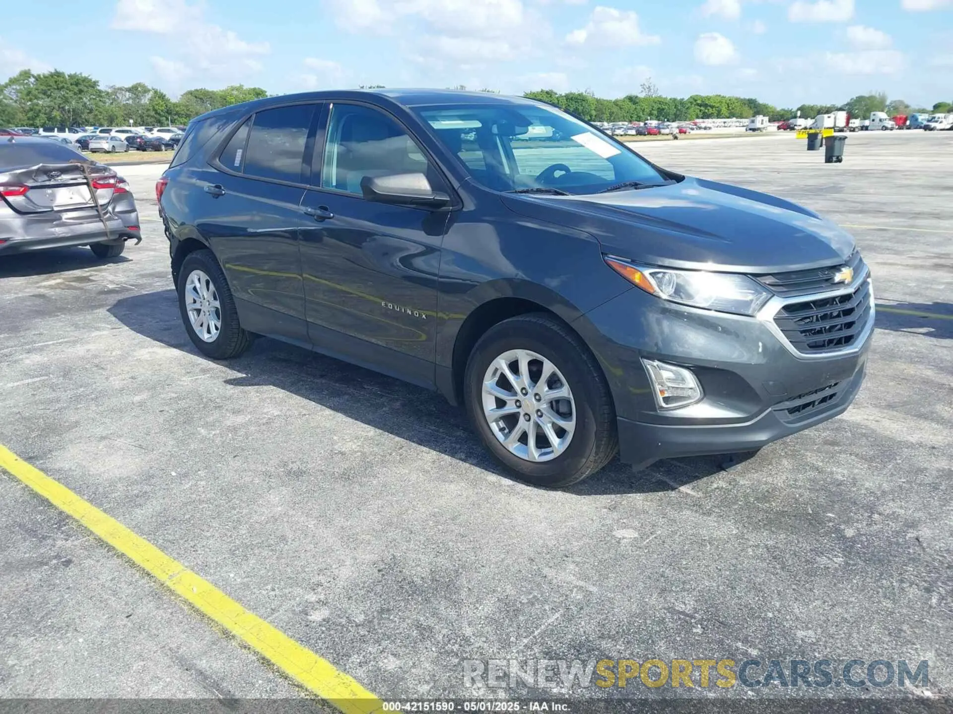 1 Photograph of a damaged car 2GNAXHEV8K6199397 CHEVROLET EQUINOX 2019