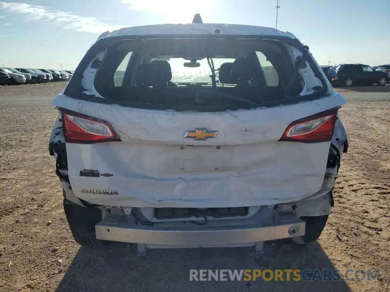 6 Photograph of a damaged car 2GNAXHEV8K6227957 CHEVROLET EQUINOX 2019