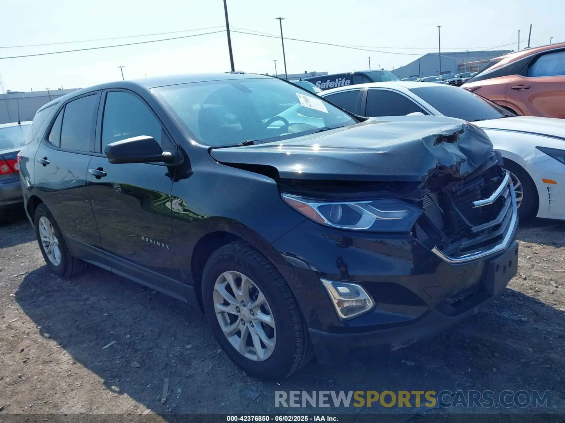 1 Photograph of a damaged car 2GNAXHEV8K6246413 CHEVROLET EQUINOX 2019
