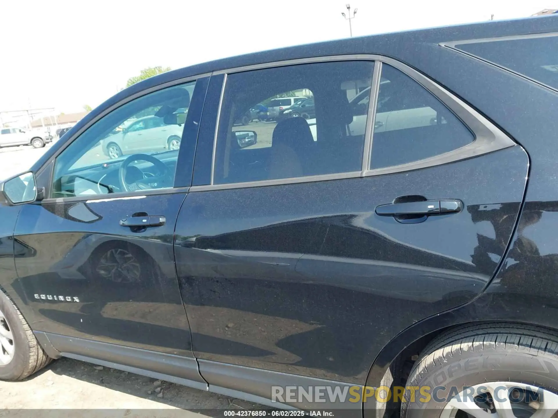 14 Photograph of a damaged car 2GNAXHEV8K6246413 CHEVROLET EQUINOX 2019