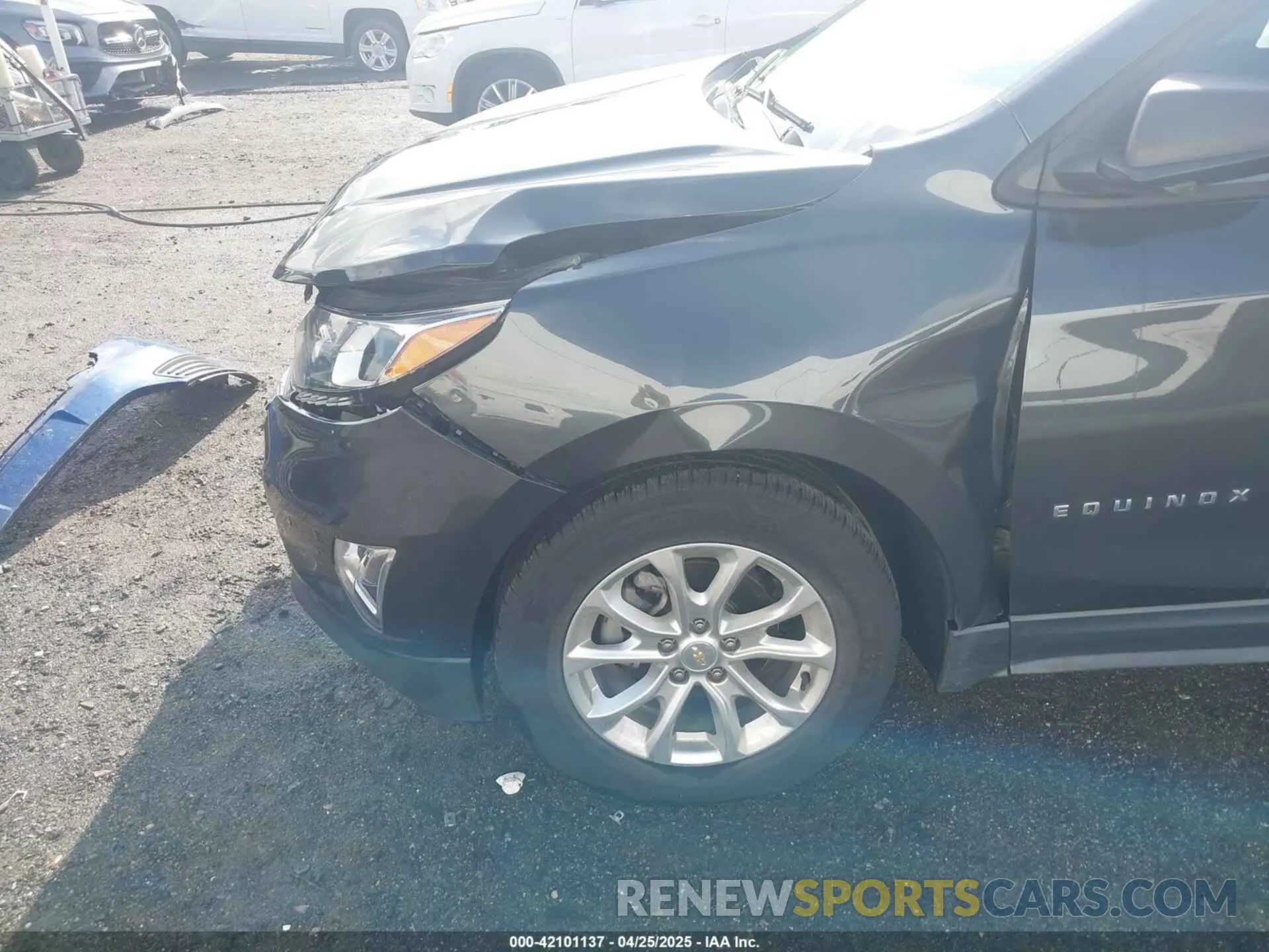 18 Photograph of a damaged car 2GNAXHEV9K6146286 CHEVROLET EQUINOX 2019
