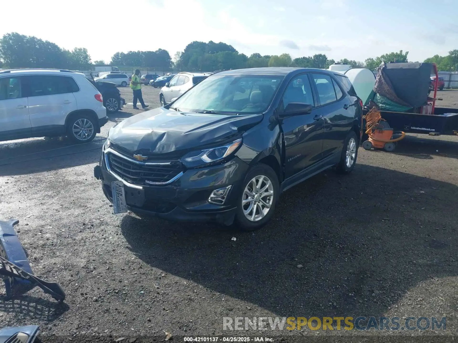 2 Photograph of a damaged car 2GNAXHEV9K6146286 CHEVROLET EQUINOX 2019