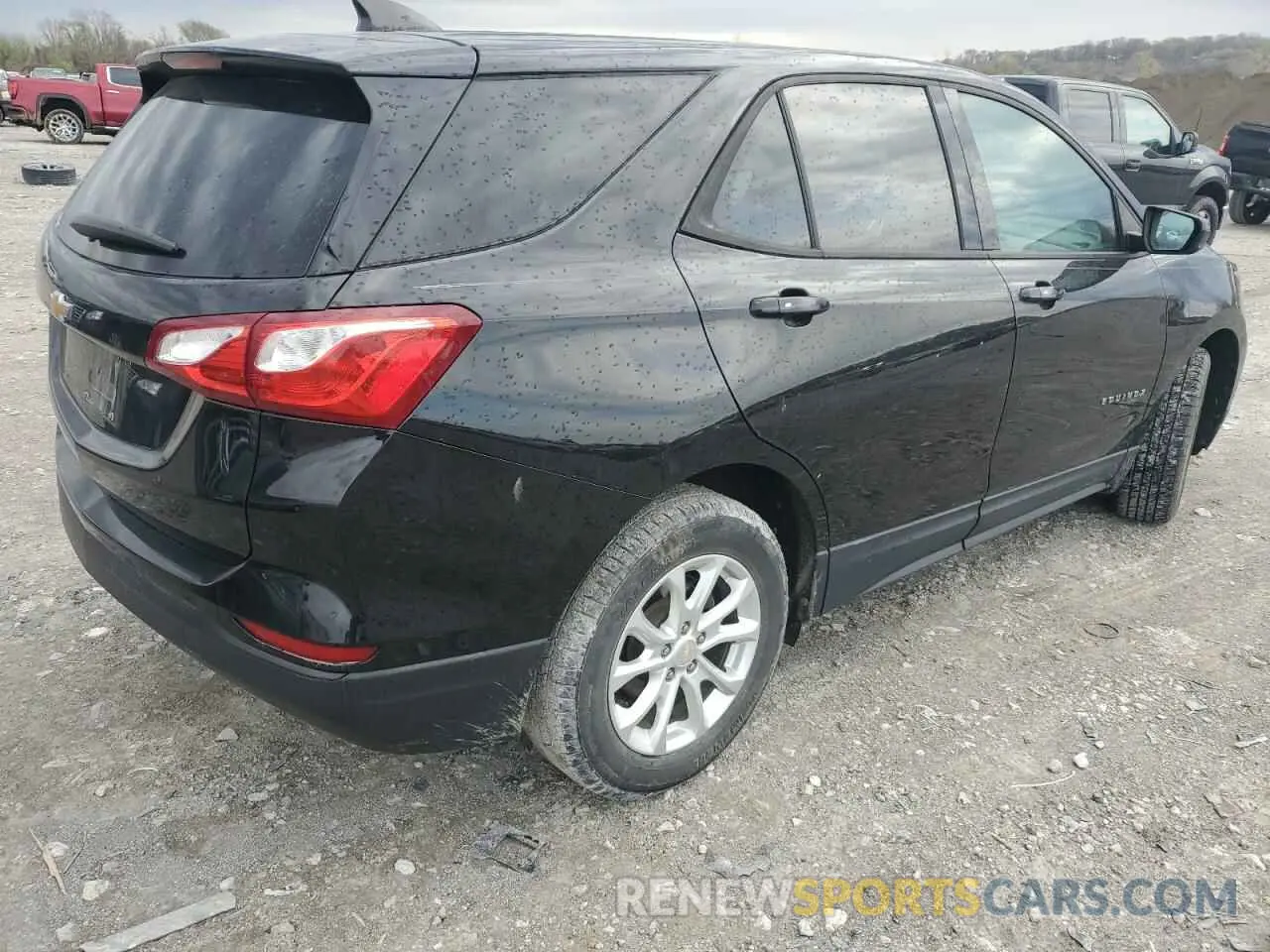 3 Photograph of a damaged car 2GNAXHEV9K6192779 CHEVROLET EQUINOX 2019