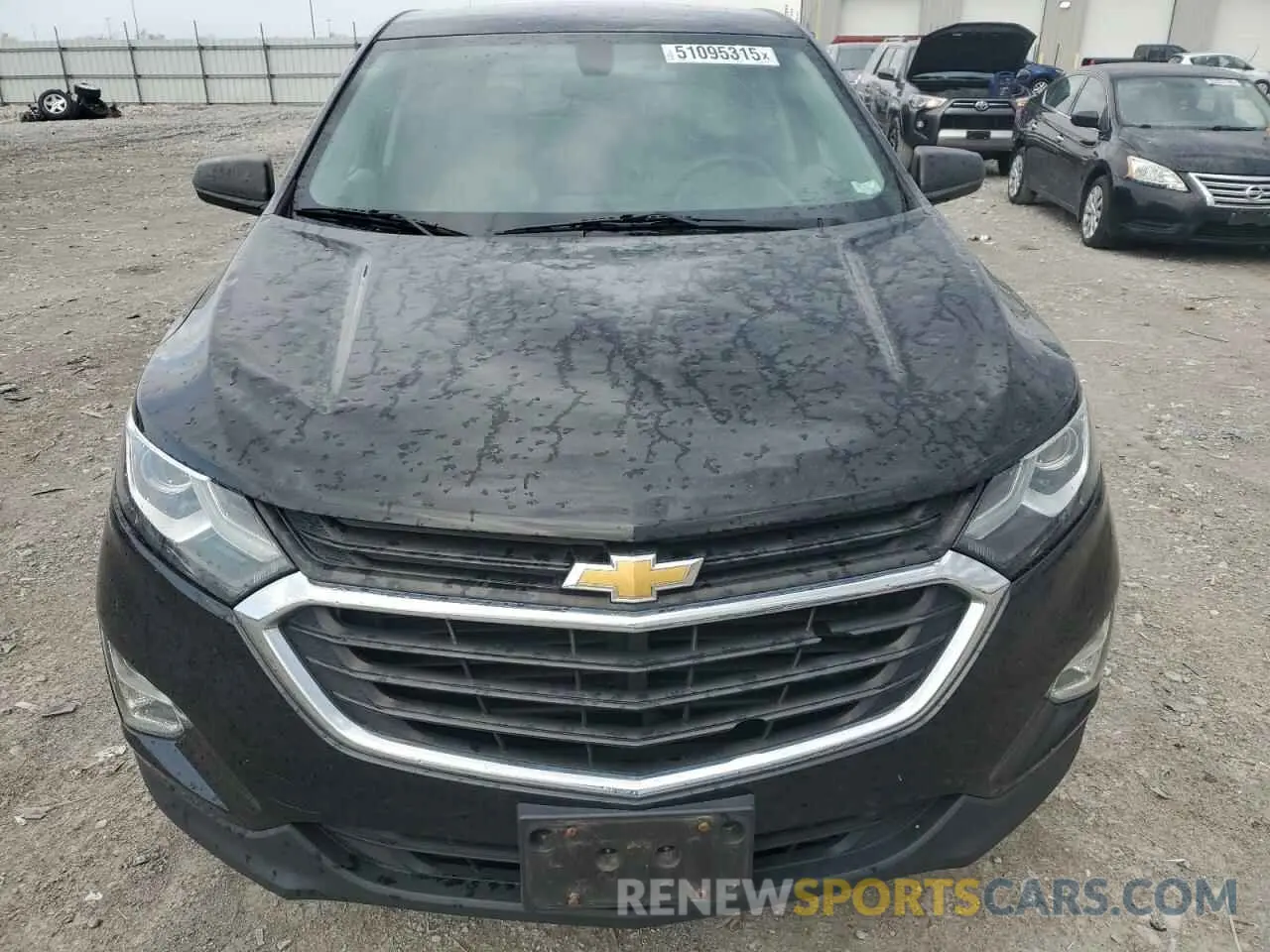 5 Photograph of a damaged car 2GNAXHEV9K6192779 CHEVROLET EQUINOX 2019
