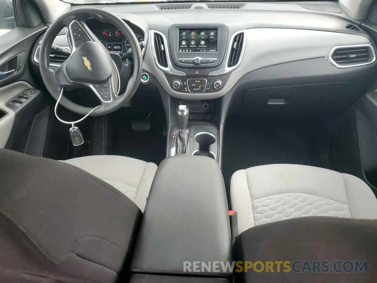 8 Photograph of a damaged car 2GNAXHEV9K6192779 CHEVROLET EQUINOX 2019
