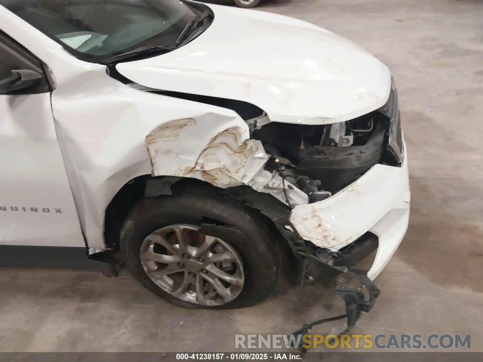 17 Photograph of a damaged car 2GNAXHEV9K6196119 CHEVROLET EQUINOX 2019