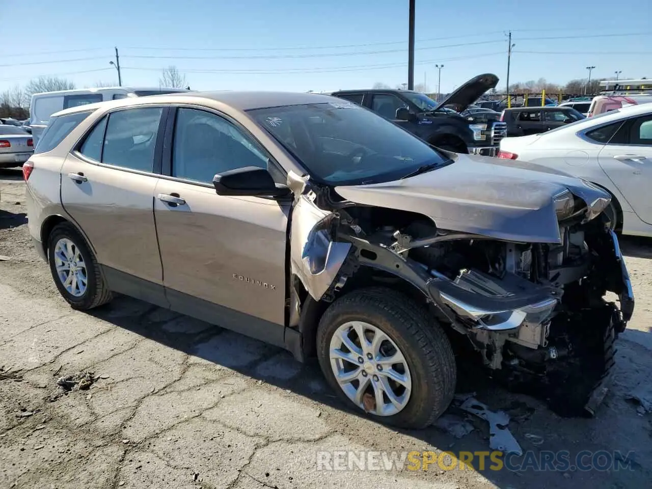 4 Photograph of a damaged car 2GNAXHEV9K6231323 CHEVROLET EQUINOX 2019