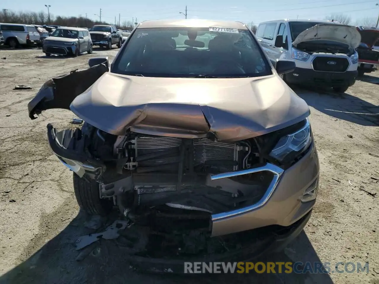 5 Photograph of a damaged car 2GNAXHEV9K6231323 CHEVROLET EQUINOX 2019