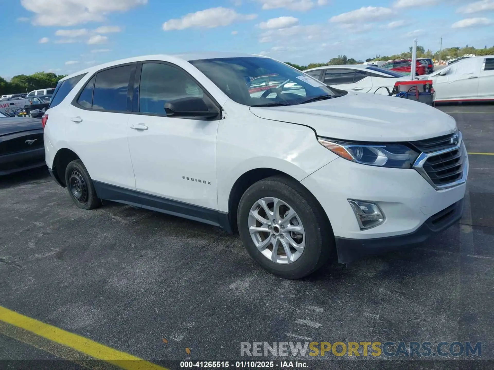 1 Photograph of a damaged car 2GNAXHEV9K6237980 CHEVROLET EQUINOX 2019