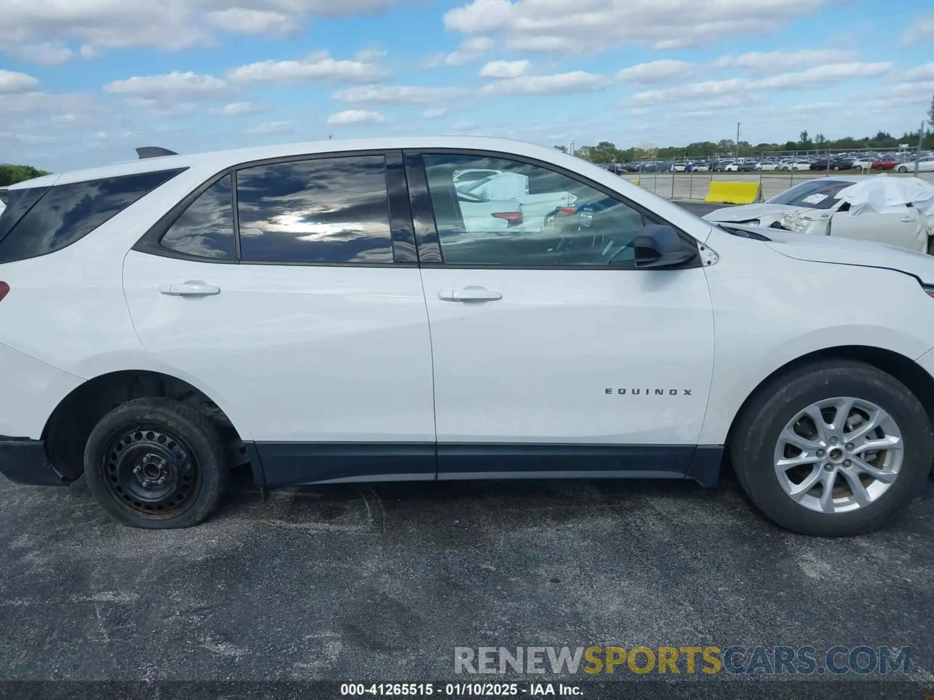 13 Photograph of a damaged car 2GNAXHEV9K6237980 CHEVROLET EQUINOX 2019