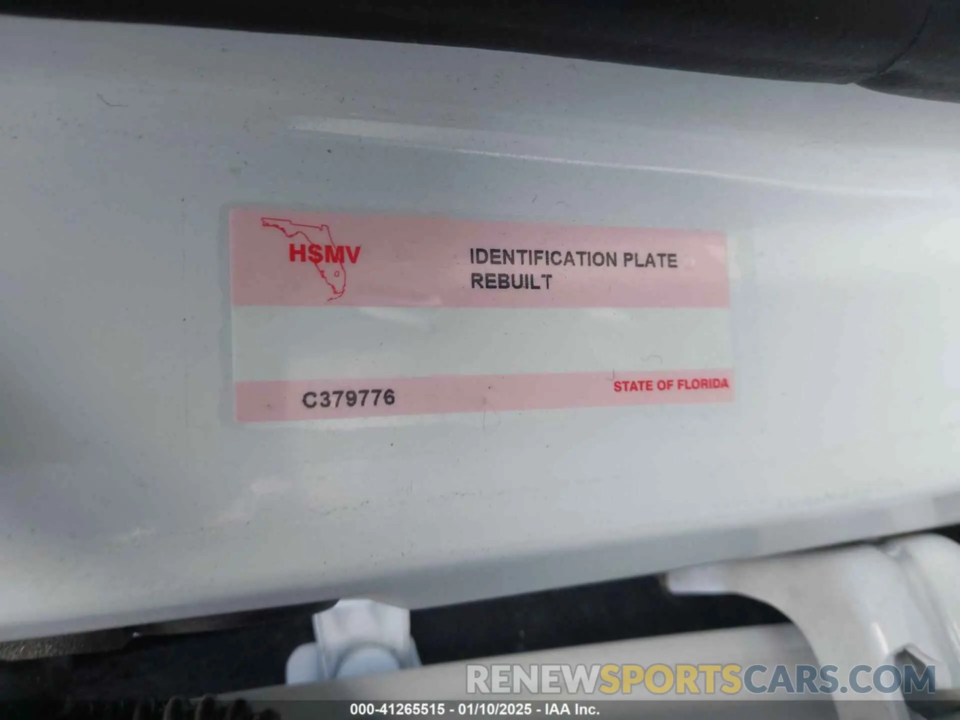 18 Photograph of a damaged car 2GNAXHEV9K6237980 CHEVROLET EQUINOX 2019