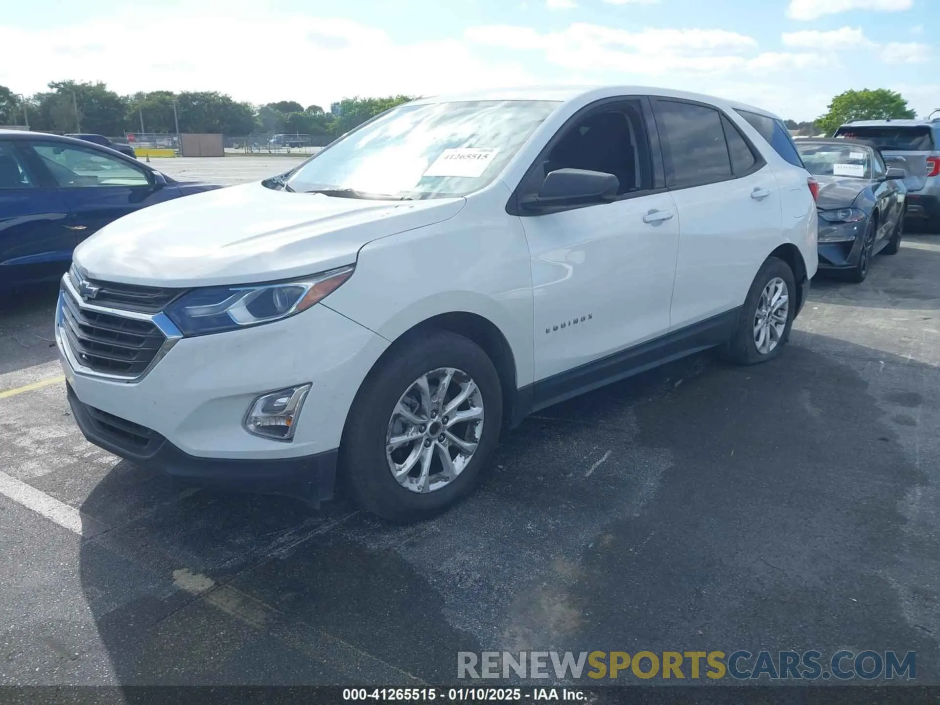 2 Photograph of a damaged car 2GNAXHEV9K6237980 CHEVROLET EQUINOX 2019