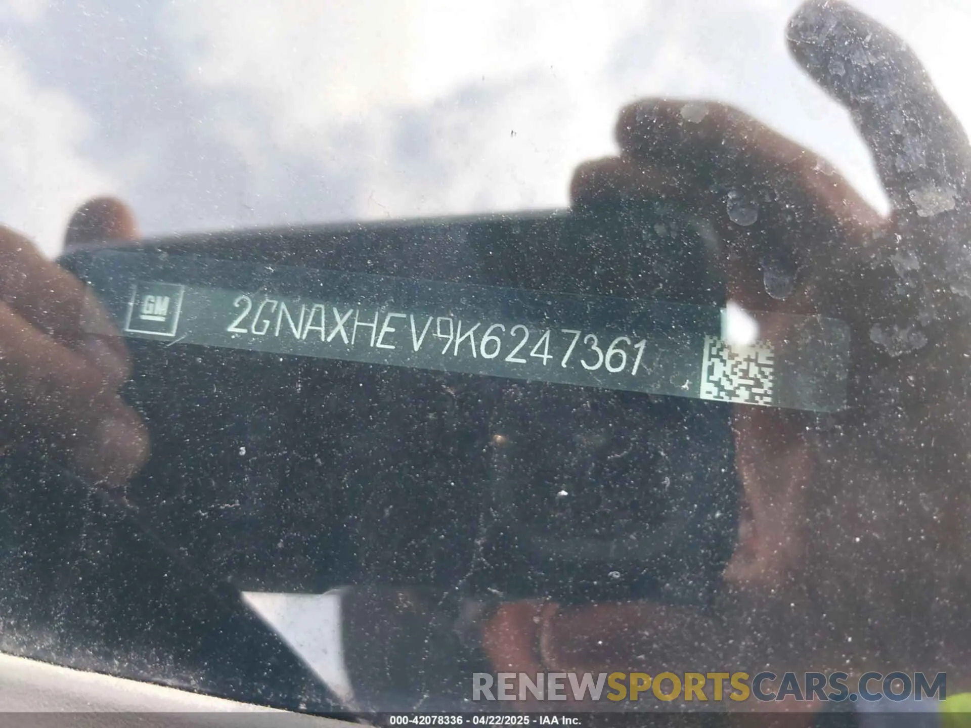 9 Photograph of a damaged car 2GNAXHEV9K6247361 CHEVROLET EQUINOX 2019