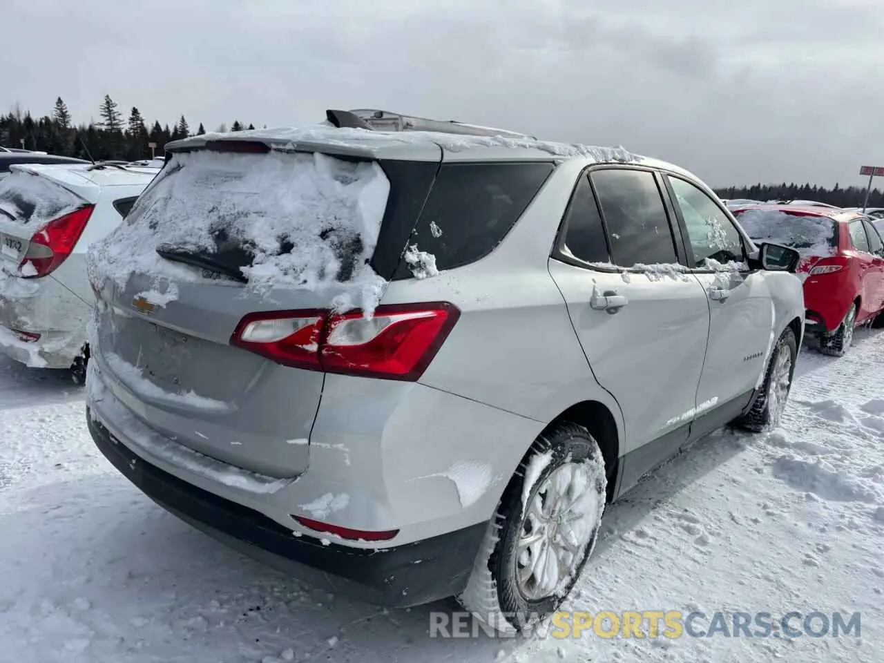 3 Photograph of a damaged car 2GNAXHEV9K6262457 CHEVROLET EQUINOX 2019