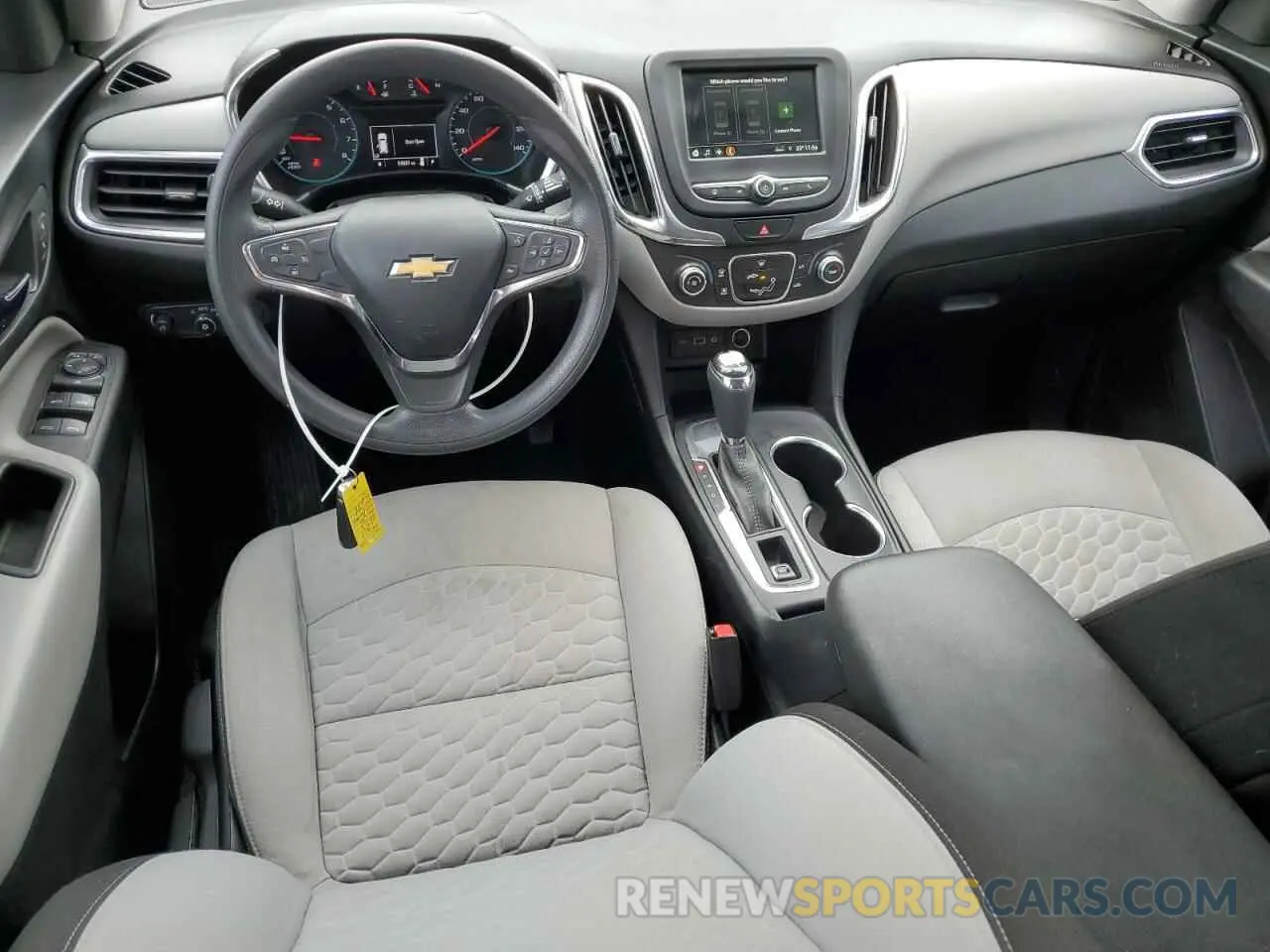 8 Photograph of a damaged car 2GNAXHEVXK6124913 CHEVROLET EQUINOX 2019