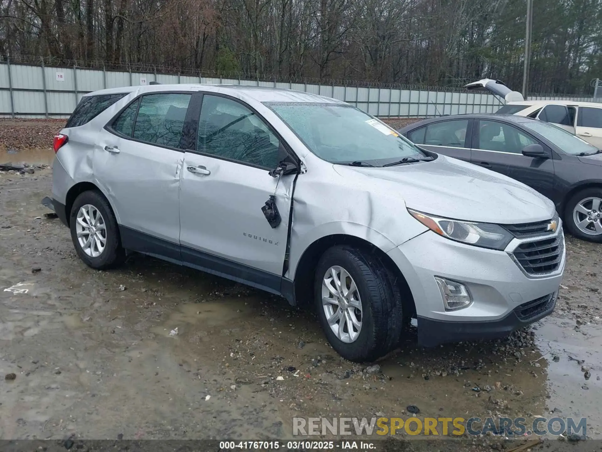 1 Photograph of a damaged car 2GNAXHEVXK6130629 CHEVROLET EQUINOX 2019