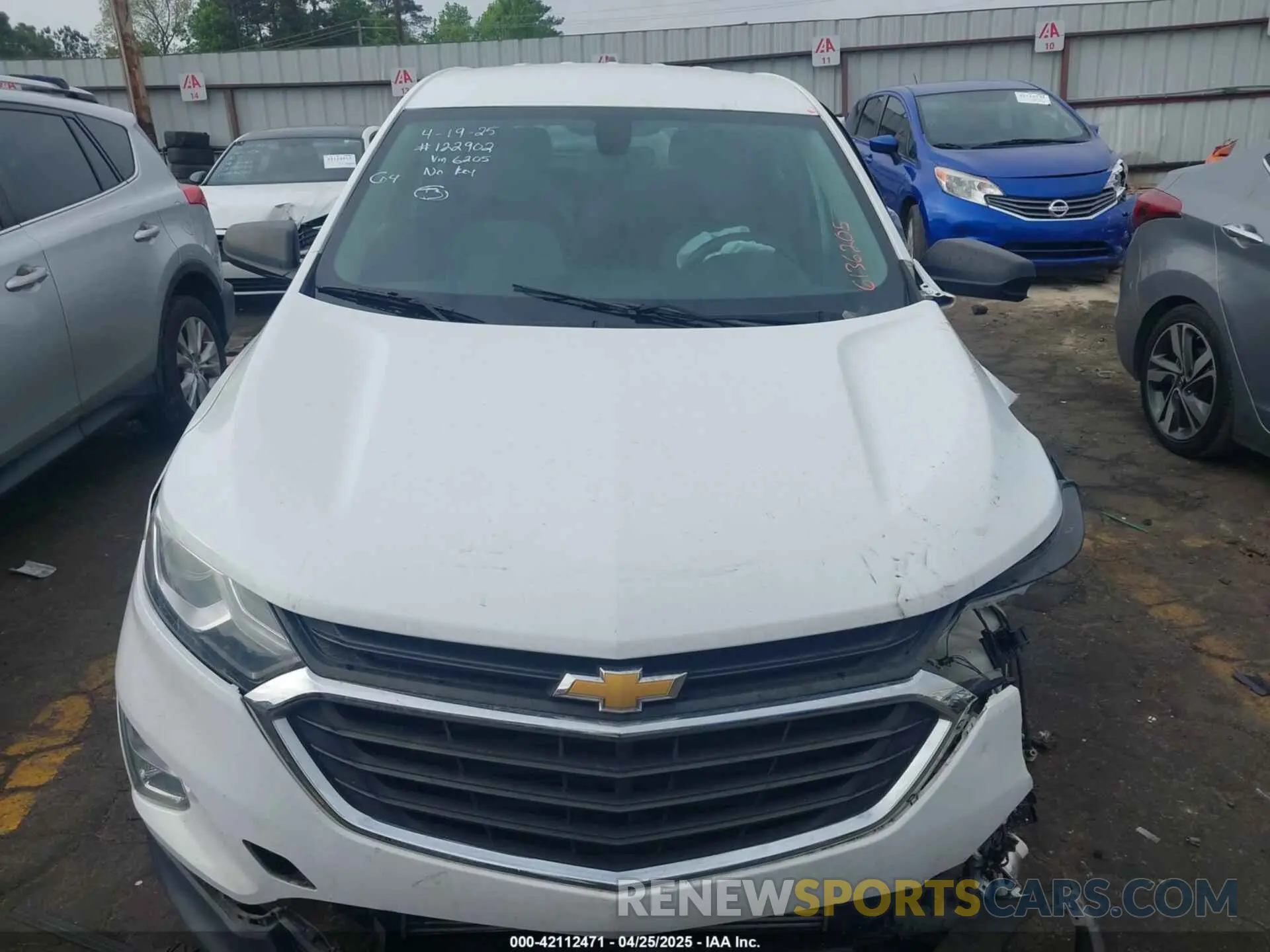 12 Photograph of a damaged car 2GNAXHEVXK6136205 CHEVROLET EQUINOX 2019