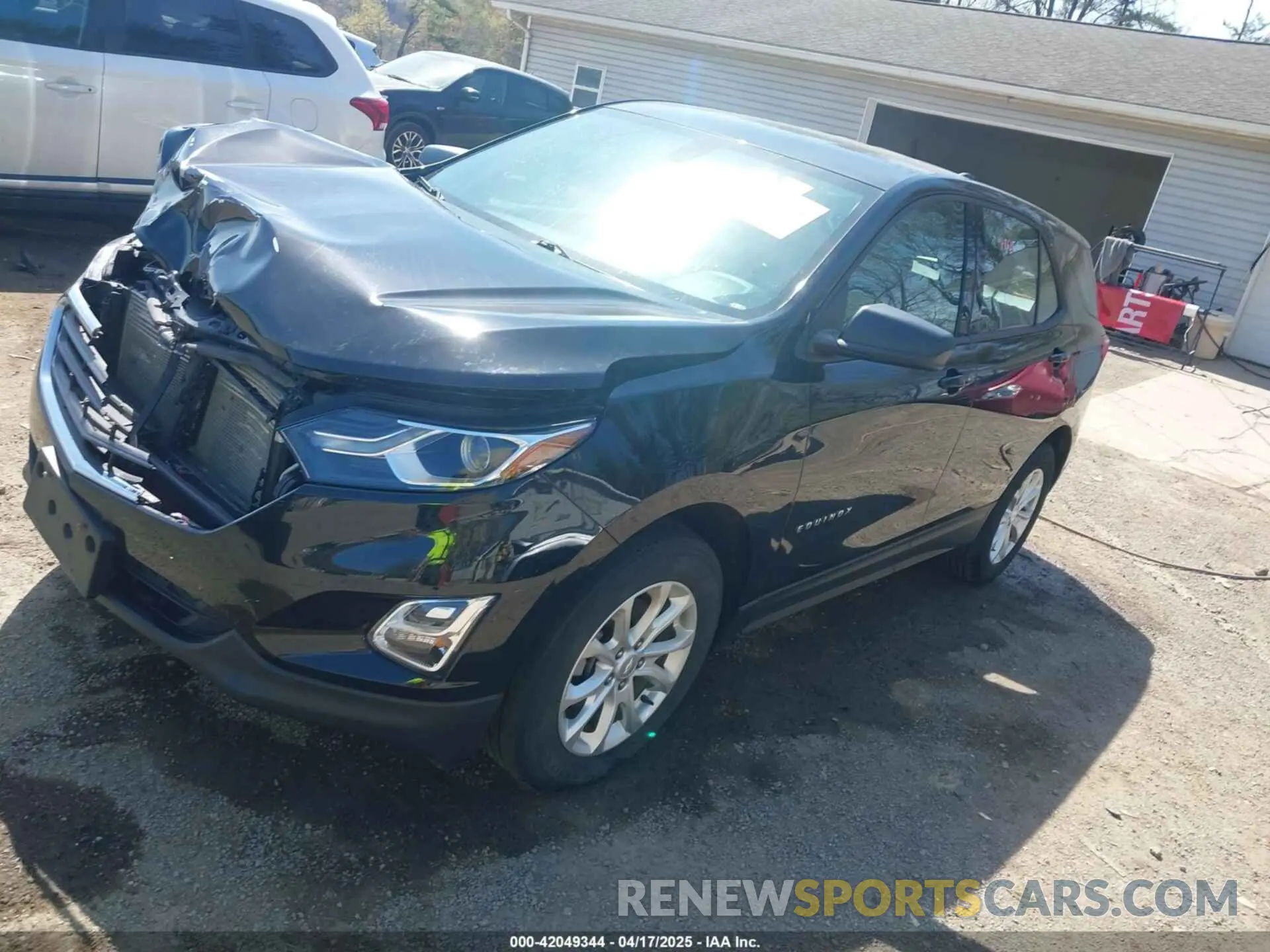 2 Photograph of a damaged car 2GNAXHEVXK6184898 CHEVROLET EQUINOX 2019