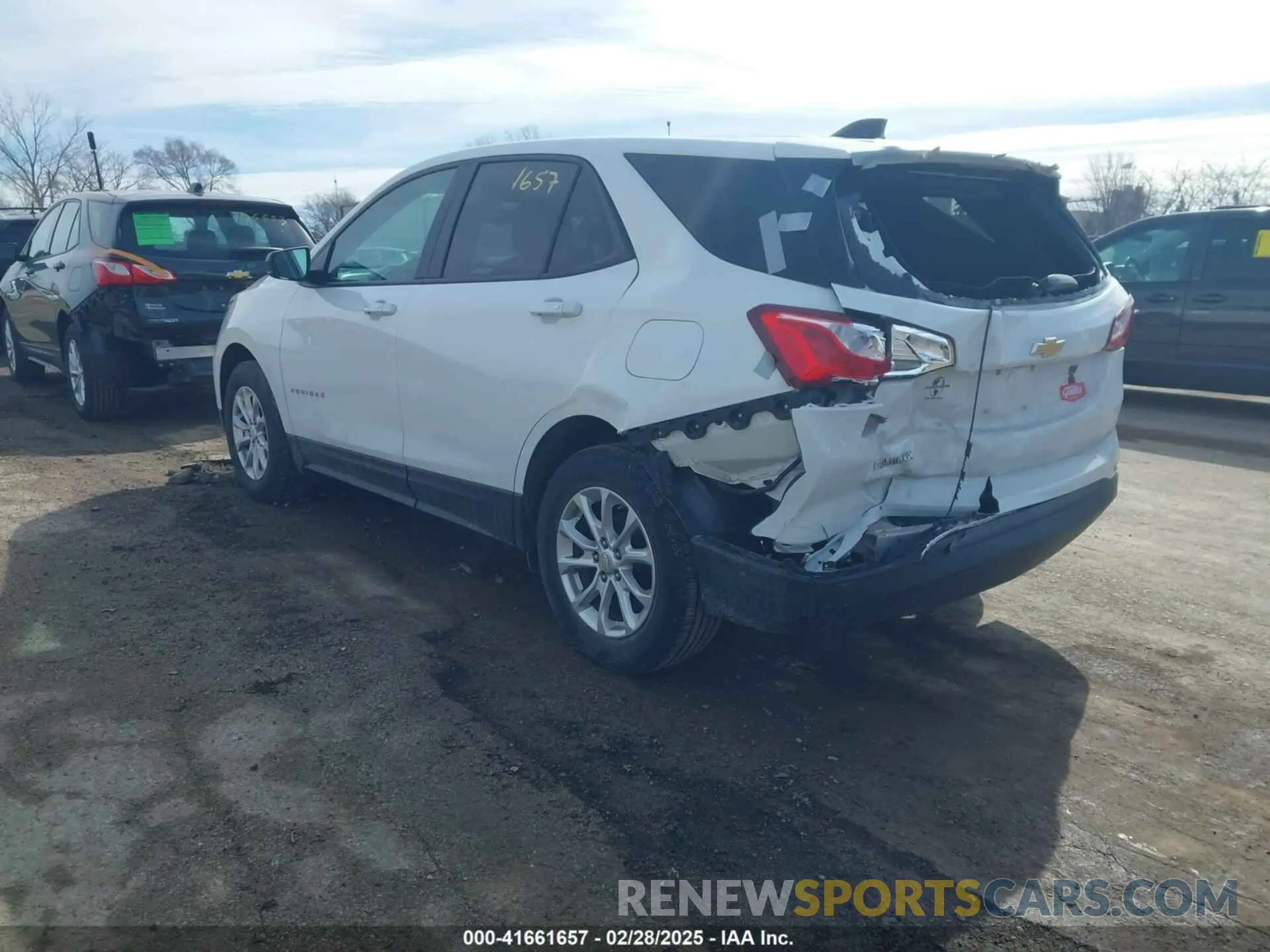 3 Photograph of a damaged car 2GNAXHEVXK6251595 CHEVROLET EQUINOX 2019