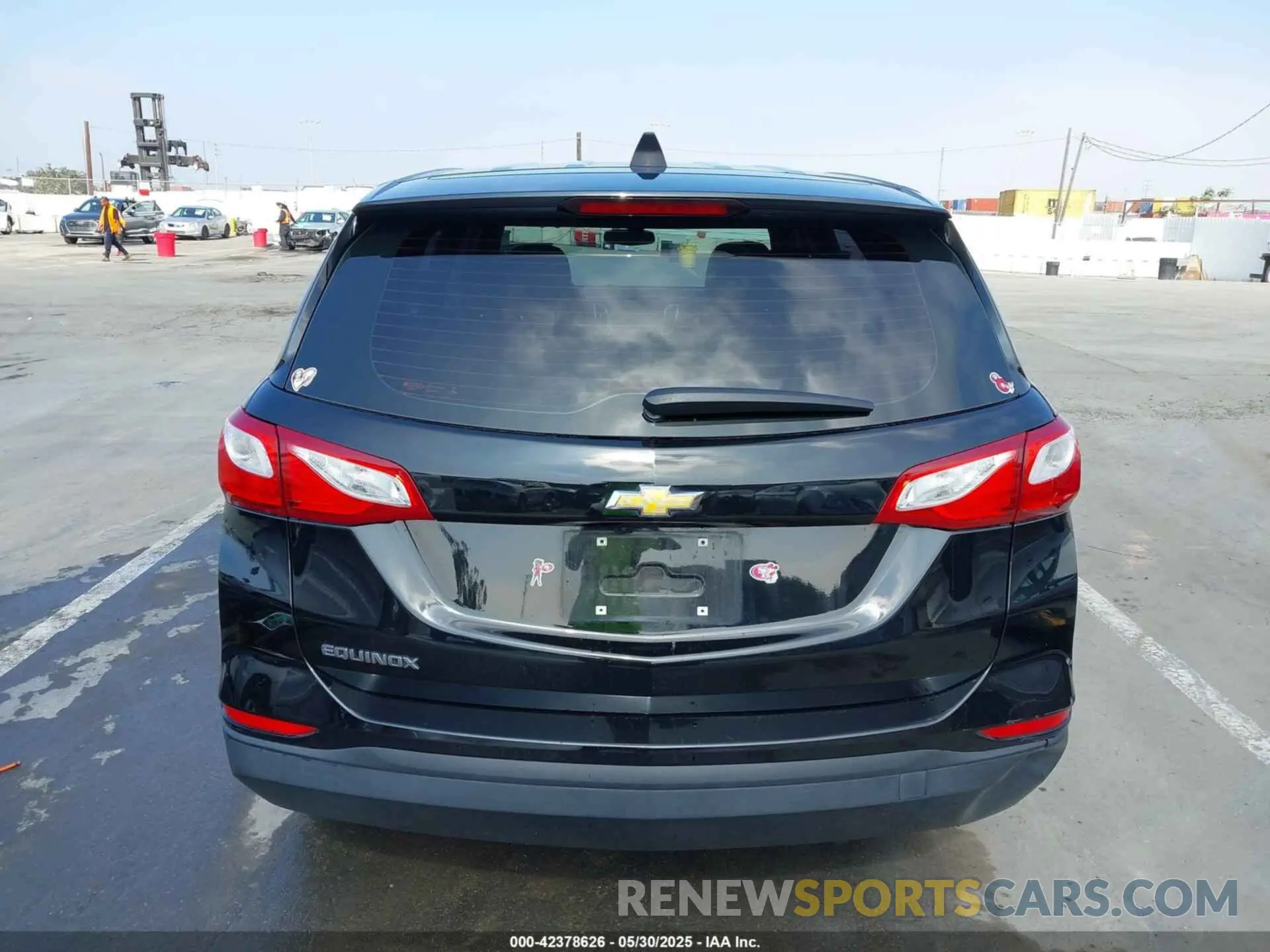 17 Photograph of a damaged car 2GNAXHEVXK6266730 CHEVROLET EQUINOX 2019