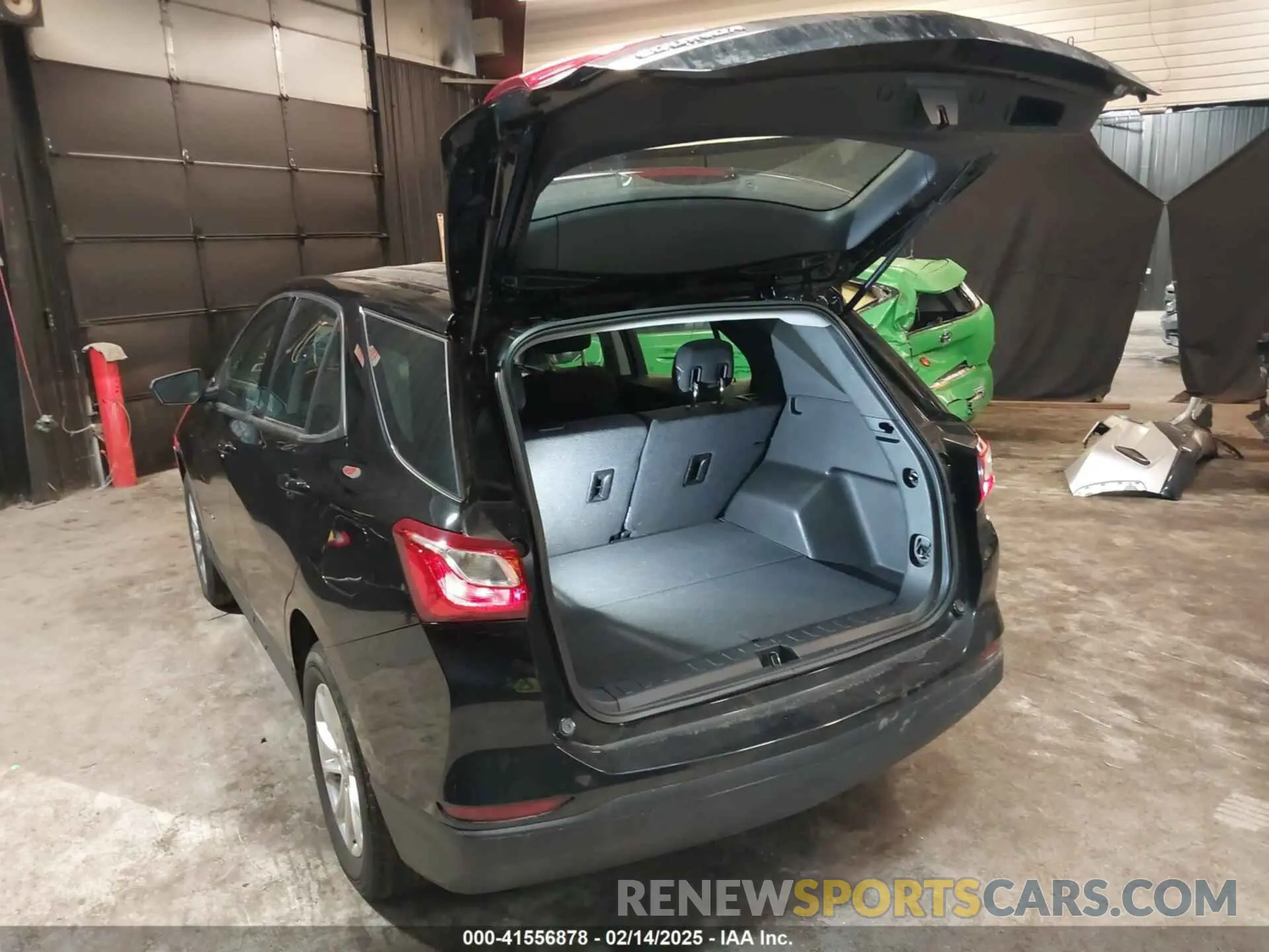 3 Photograph of a damaged car 2GNAXHEVXK6267070 CHEVROLET EQUINOX 2019