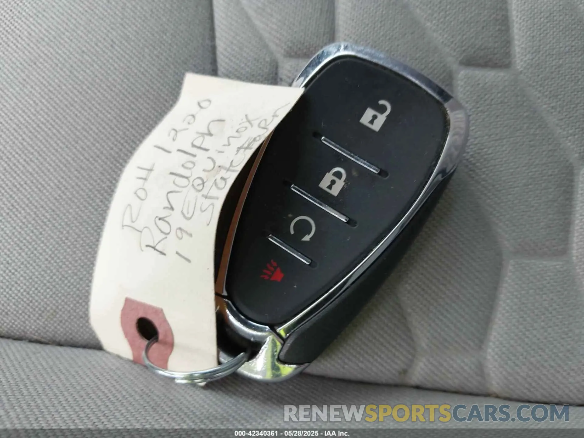 11 Photograph of a damaged car 2GNAXHEVXK6291076 CHEVROLET EQUINOX 2019
