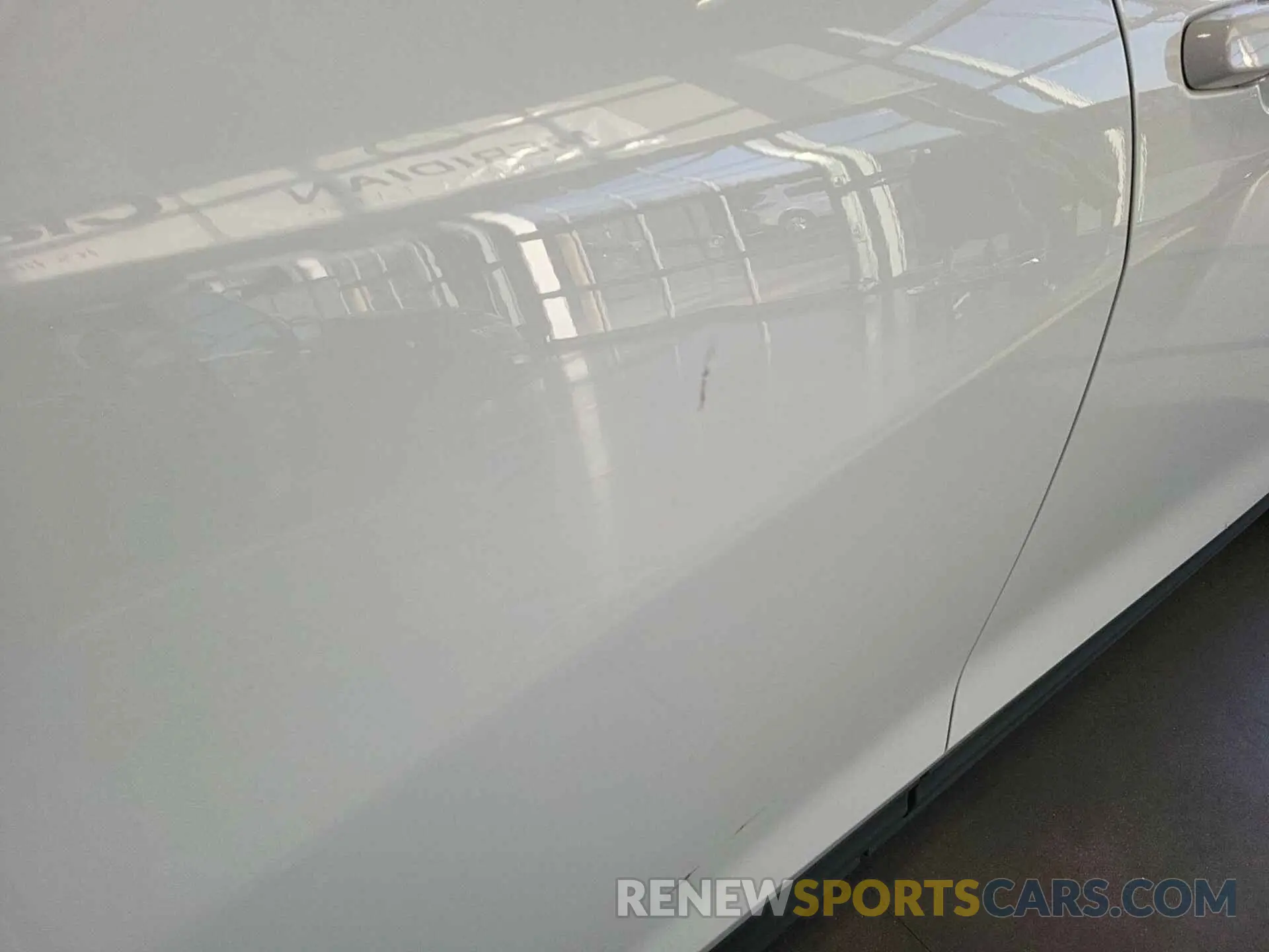 10 Photograph of a damaged car 2GNAXJEV0K6226972 CHEVROLET EQUINOX 2019