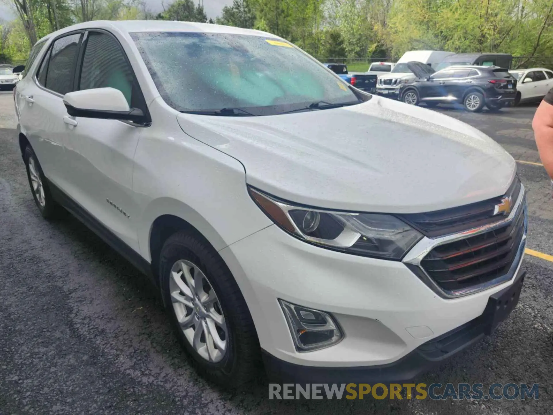 26 Photograph of a damaged car 2GNAXJEV0K6226972 CHEVROLET EQUINOX 2019