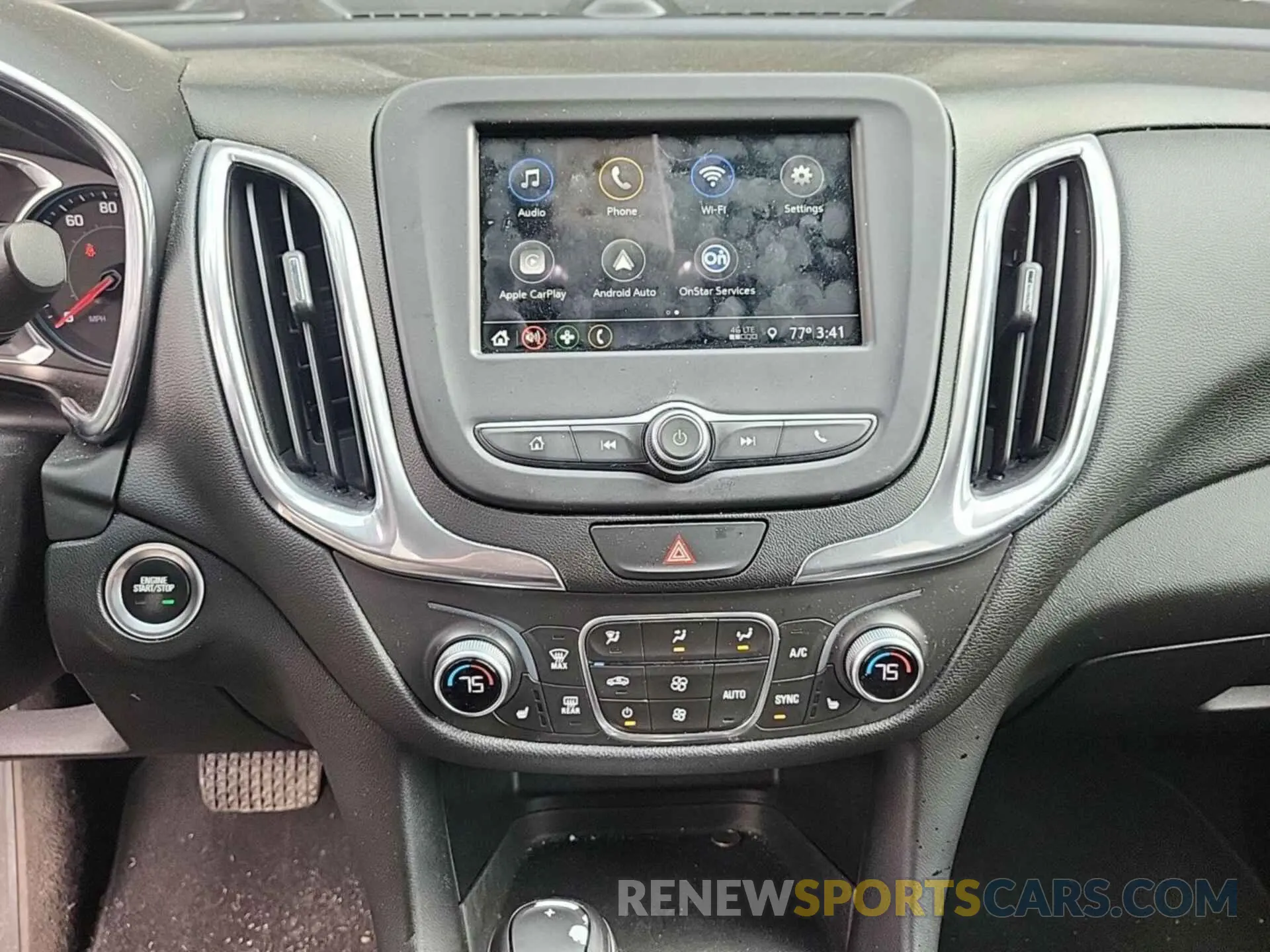 9 Photograph of a damaged car 2GNAXJEV0K6226972 CHEVROLET EQUINOX 2019