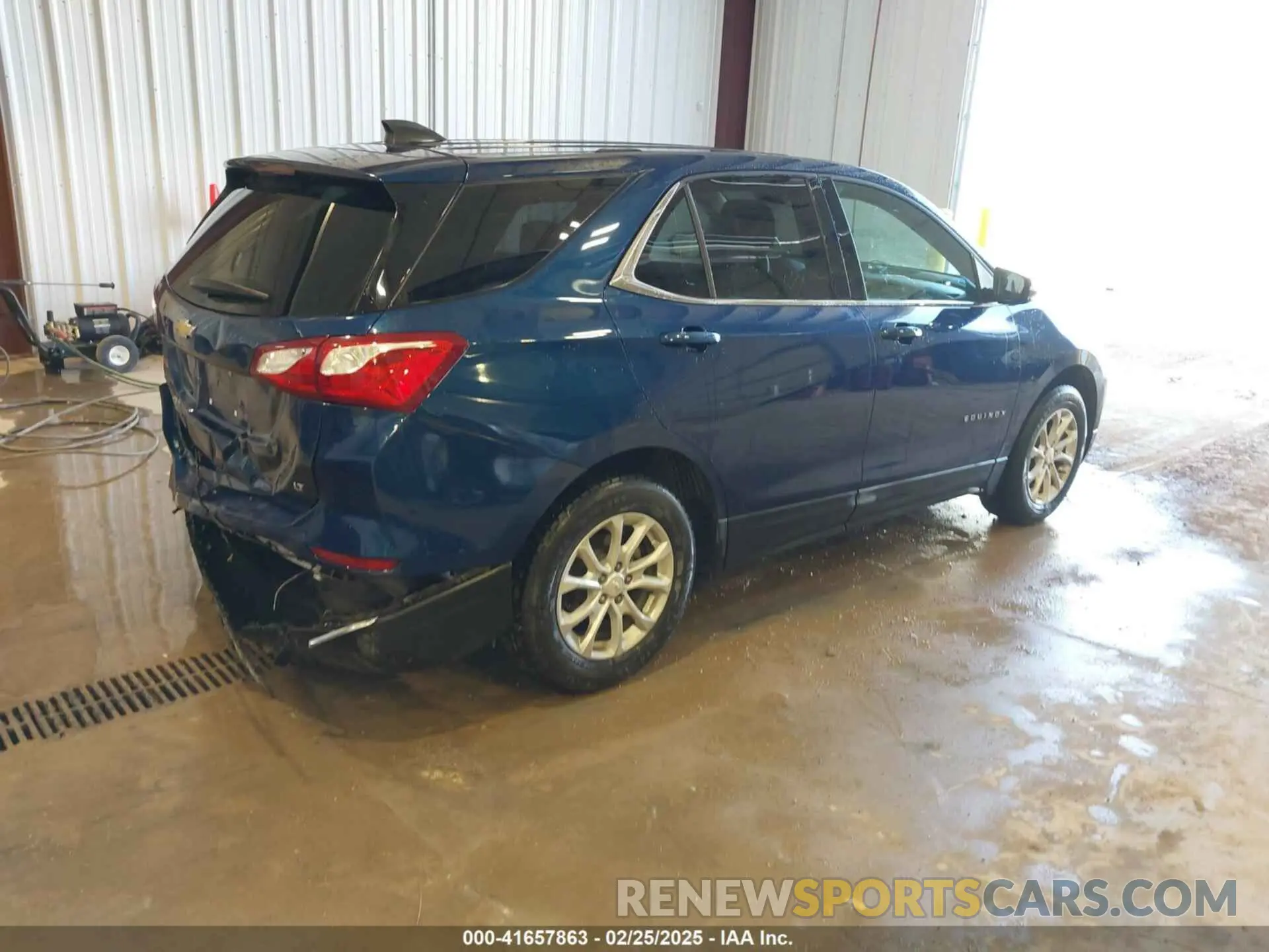 4 Photograph of a damaged car 2GNAXJEV1K6254540 CHEVROLET EQUINOX 2019
