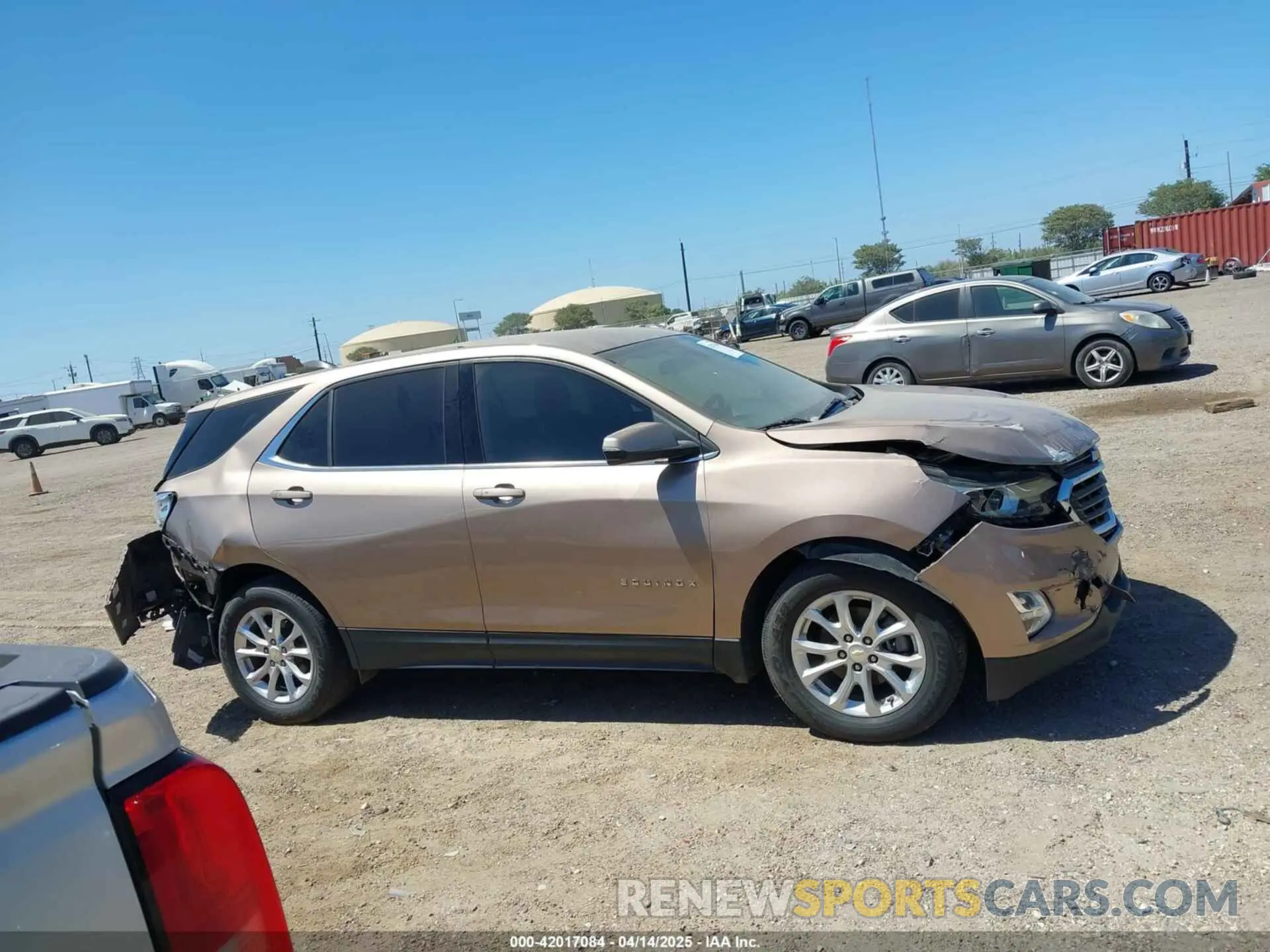 13 Photograph of a damaged car 2GNAXJEV2K6239416 CHEVROLET EQUINOX 2019