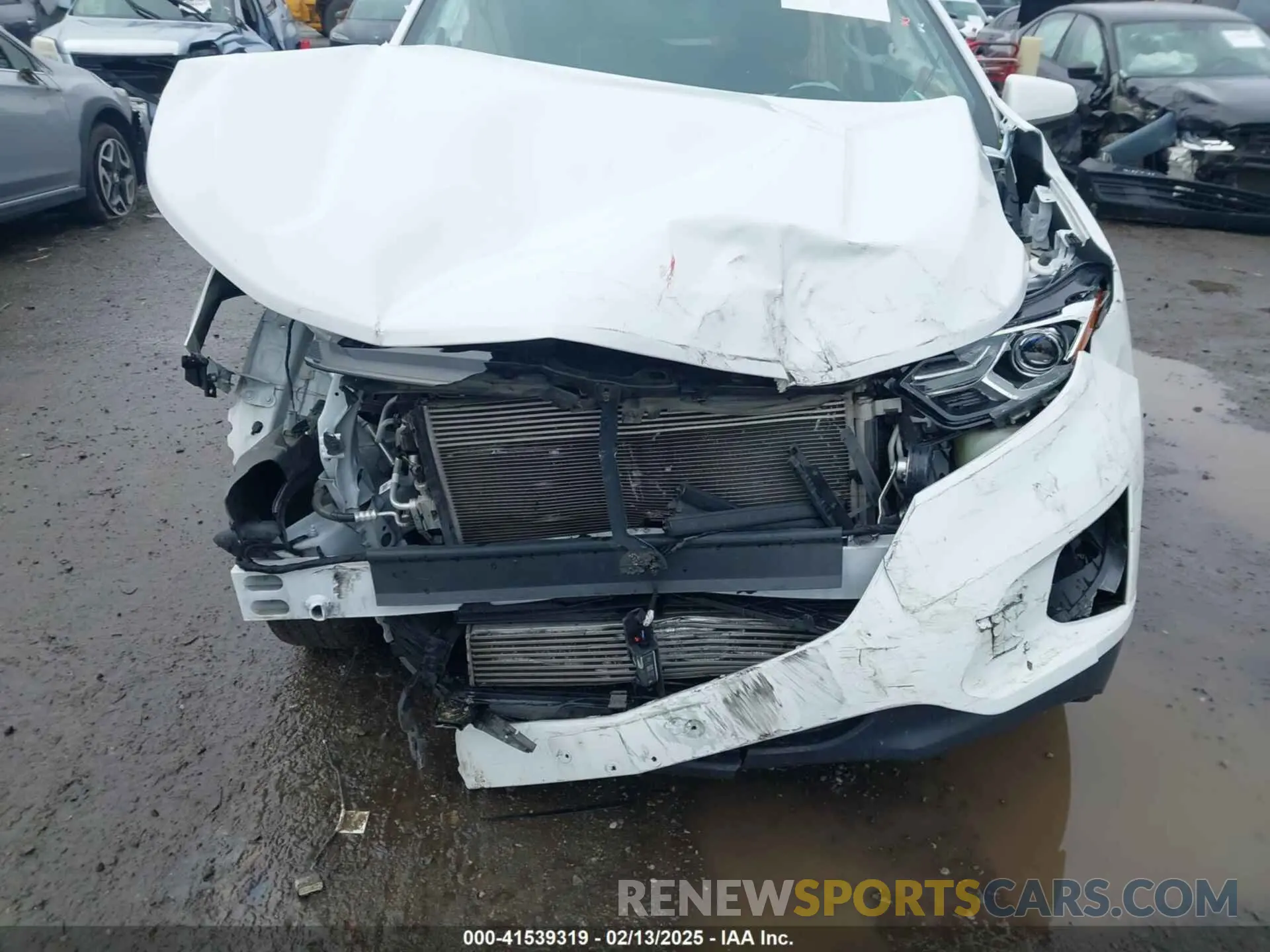 6 Photograph of a damaged car 2GNAXJEV2K6246091 CHEVROLET EQUINOX 2019