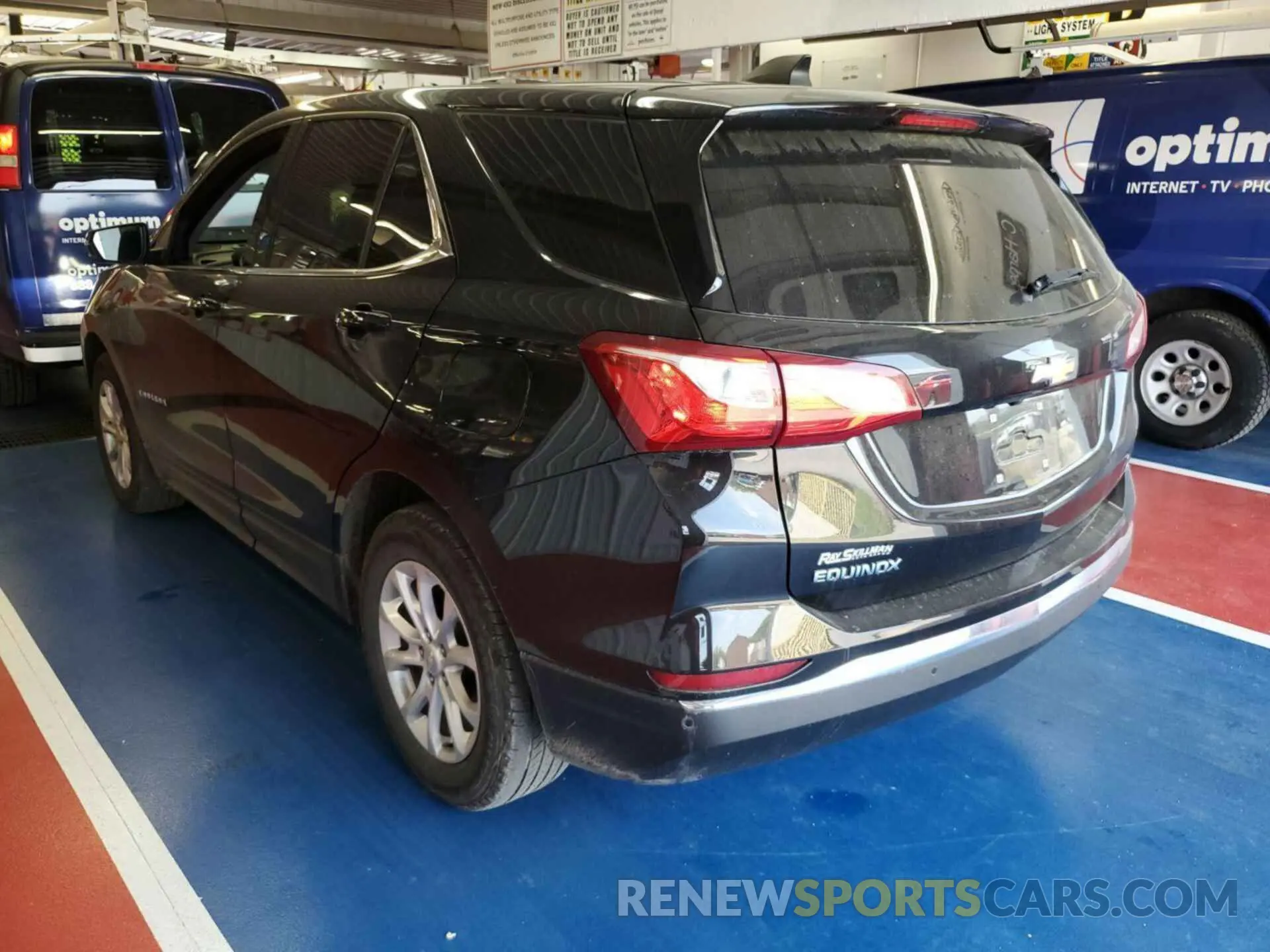 11 Photograph of a damaged car 2GNAXJEV2K6256586 CHEVROLET EQUINOX 2019