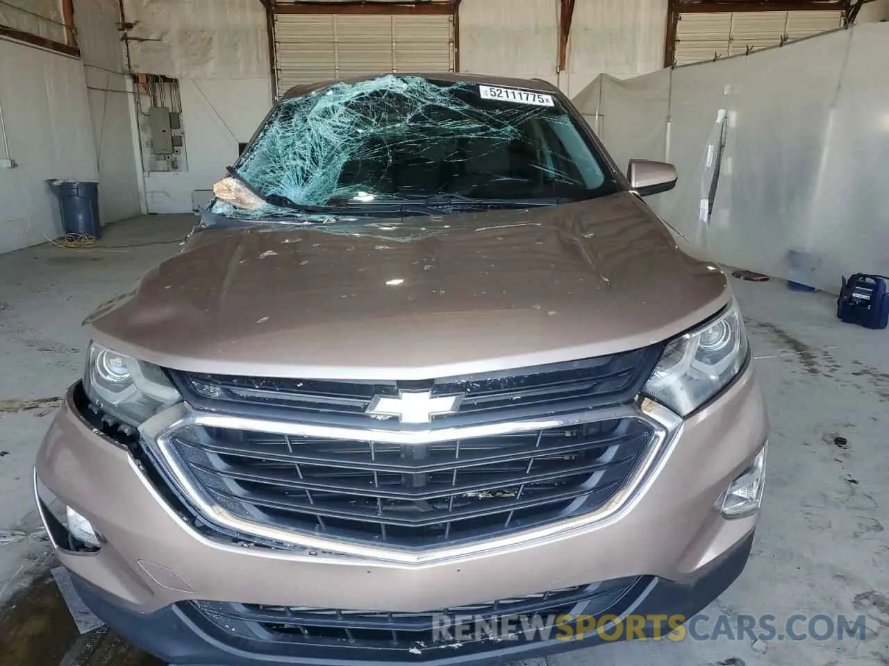 5 Photograph of a damaged car 2GNAXJEV2K6261030 CHEVROLET EQUINOX 2019