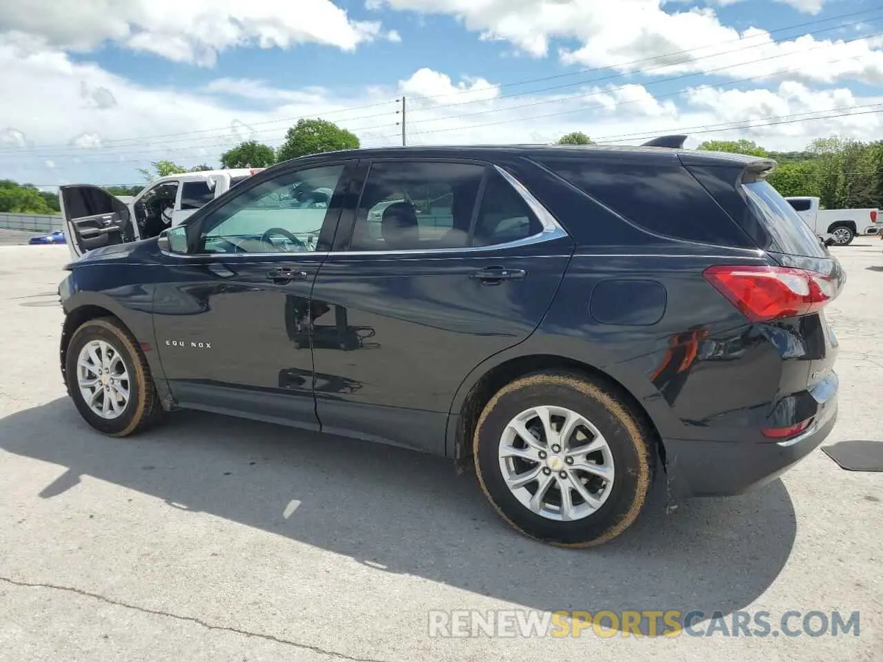 2 Photograph of a damaged car 2GNAXJEV2K6284680 CHEVROLET EQUINOX 2019