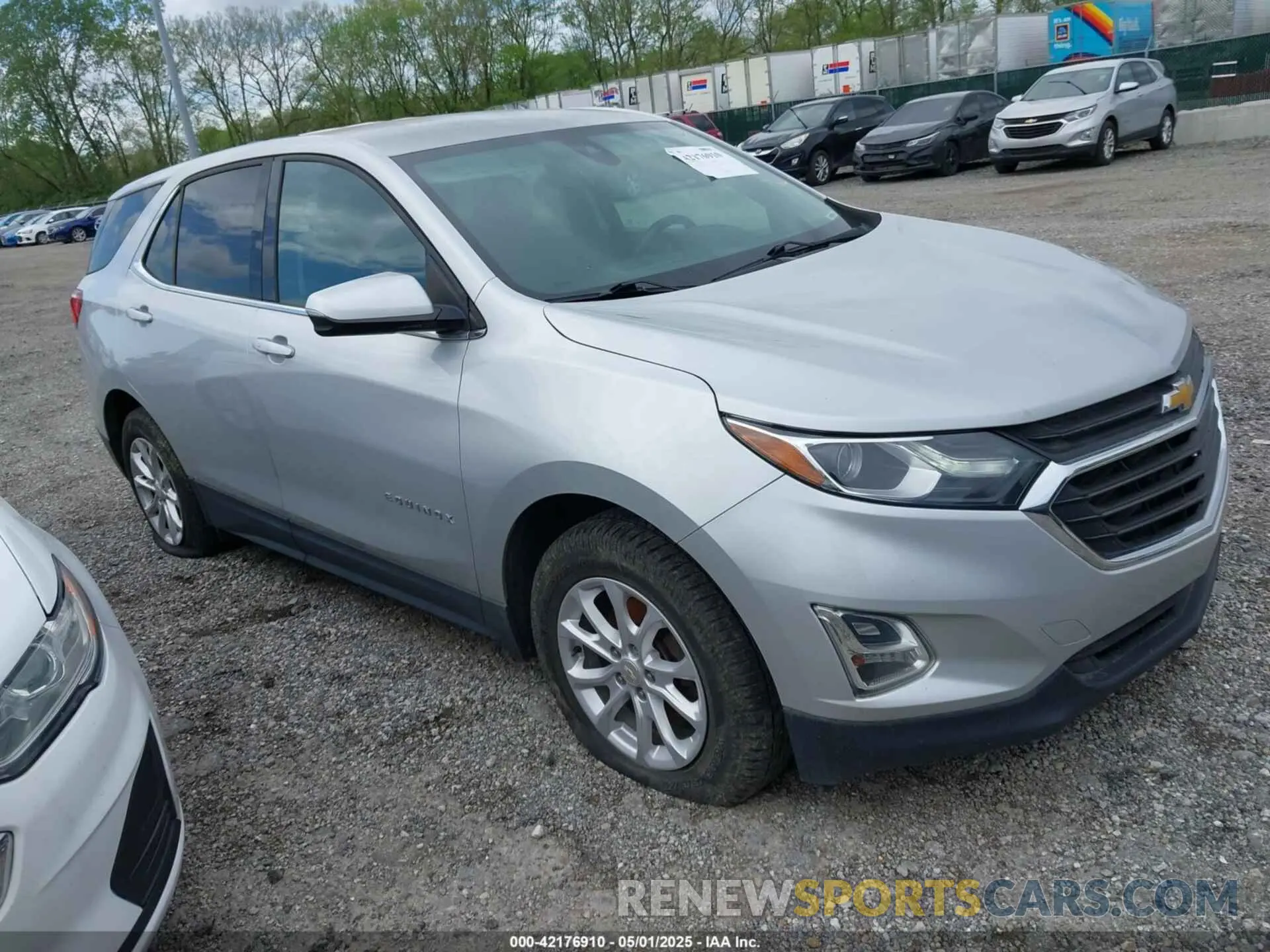 1 Photograph of a damaged car 2GNAXJEV3K6281707 CHEVROLET EQUINOX 2019