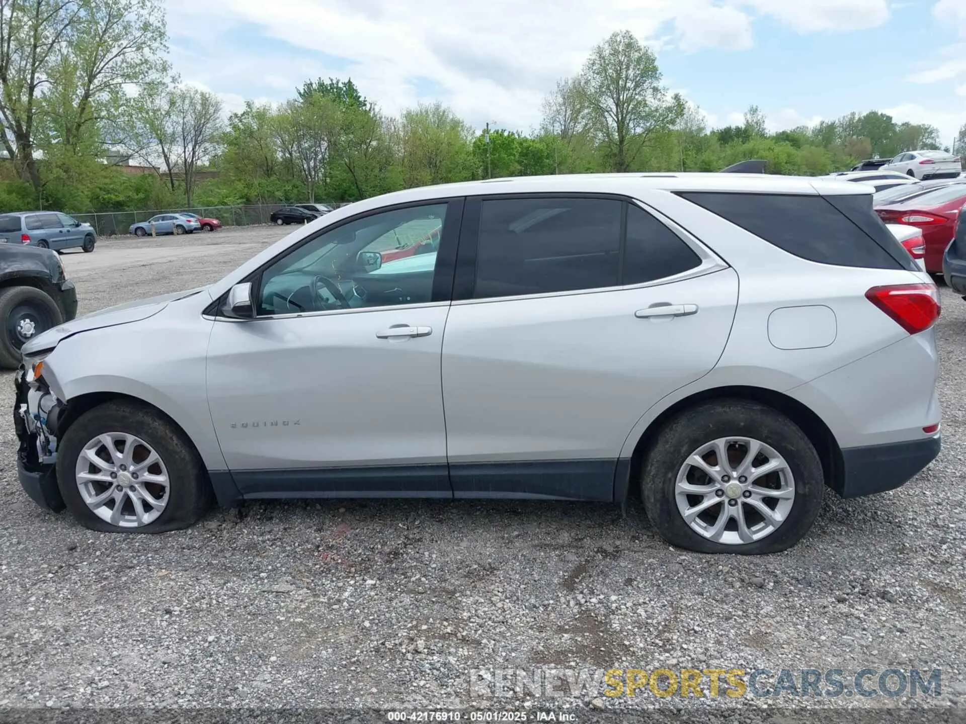14 Photograph of a damaged car 2GNAXJEV3K6281707 CHEVROLET EQUINOX 2019