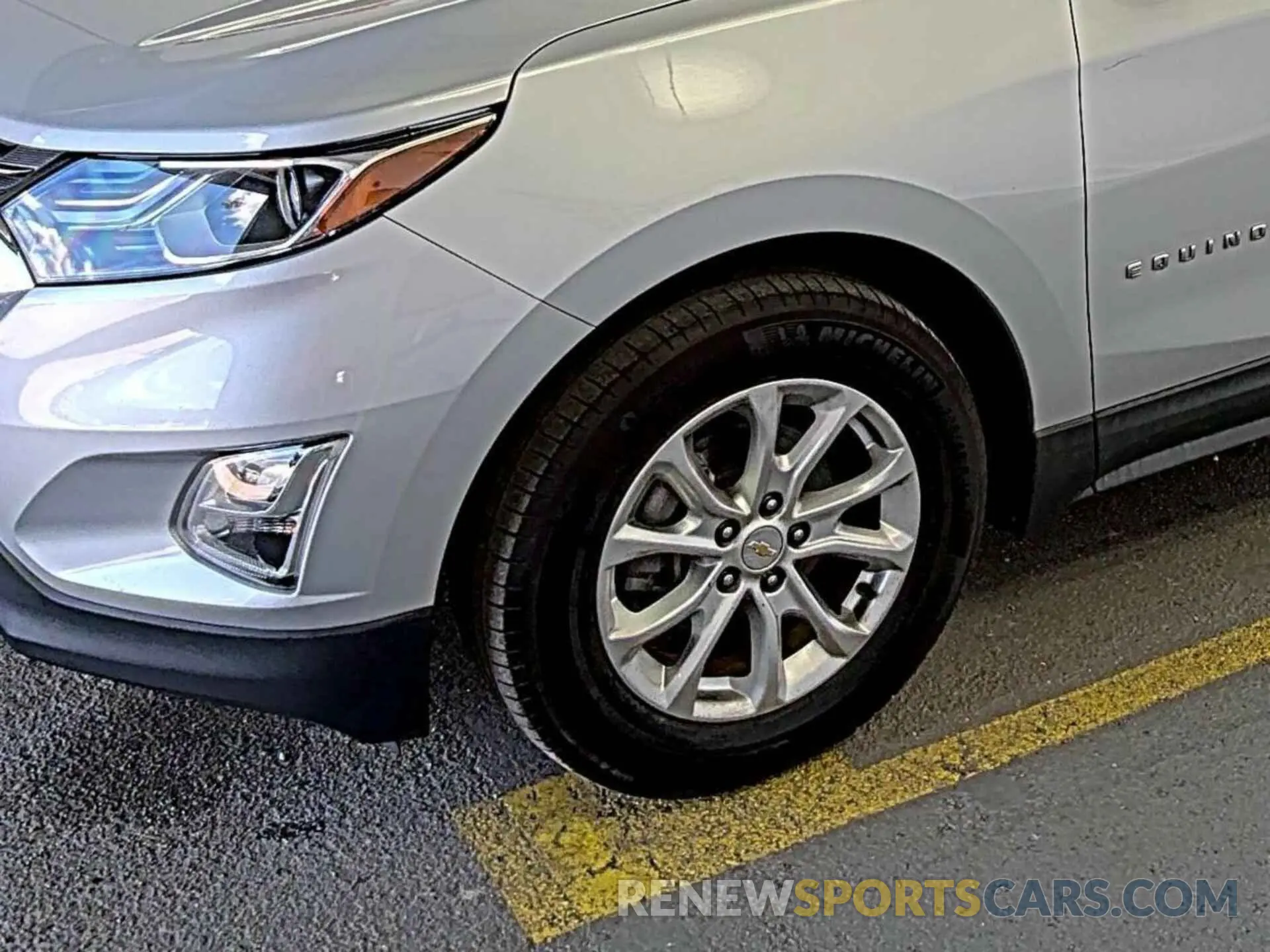 26 Photograph of a damaged car 2GNAXJEV4K6163374 CHEVROLET EQUINOX 2019