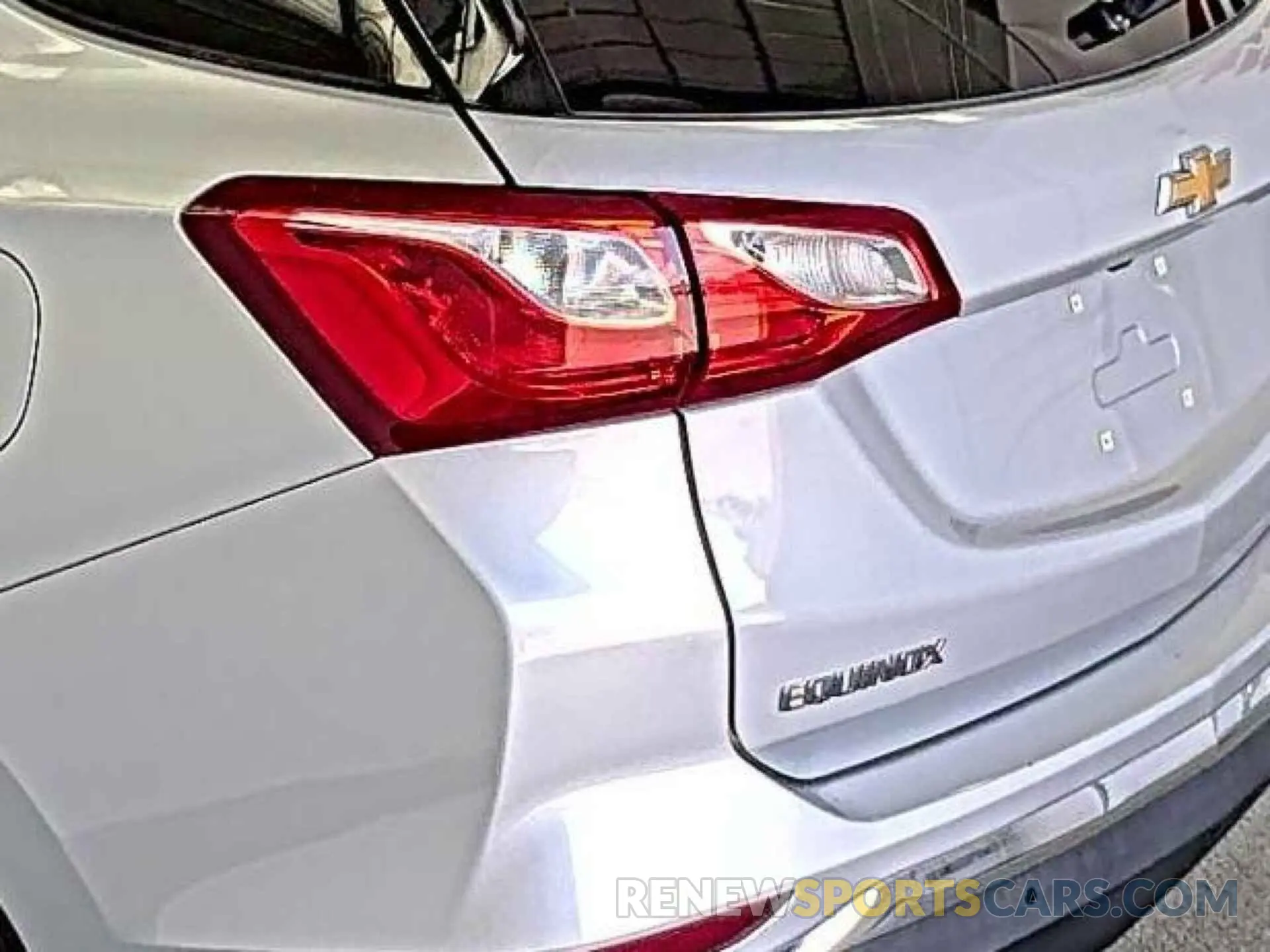 6 Photograph of a damaged car 2GNAXJEV4K6163374 CHEVROLET EQUINOX 2019