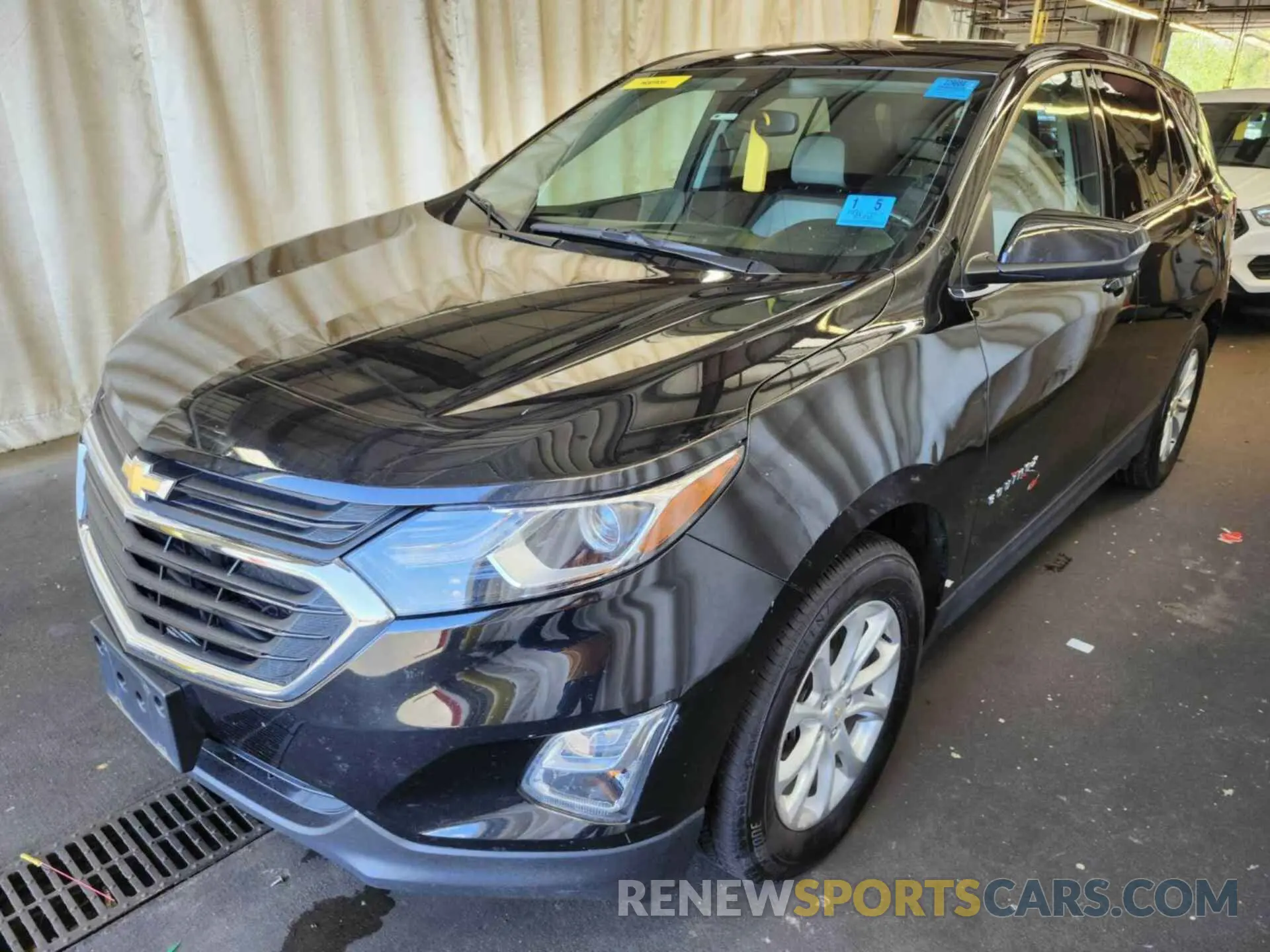 11 Photograph of a damaged car 2GNAXJEV4K6256394 CHEVROLET EQUINOX 2019