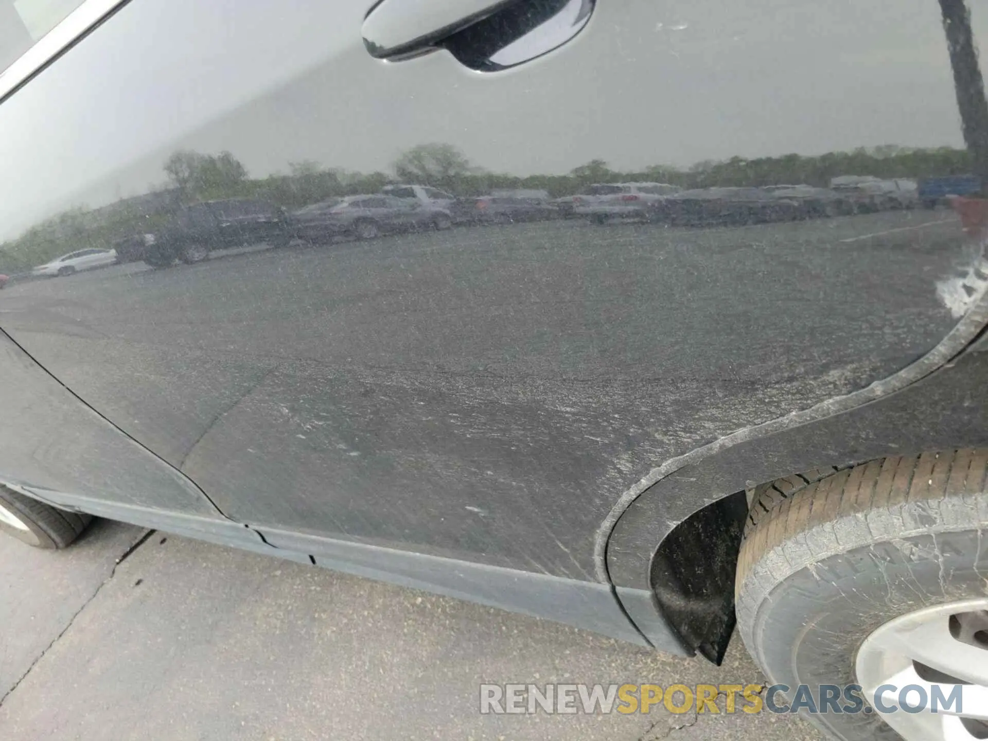 22 Photograph of a damaged car 2GNAXJEV4K6256394 CHEVROLET EQUINOX 2019