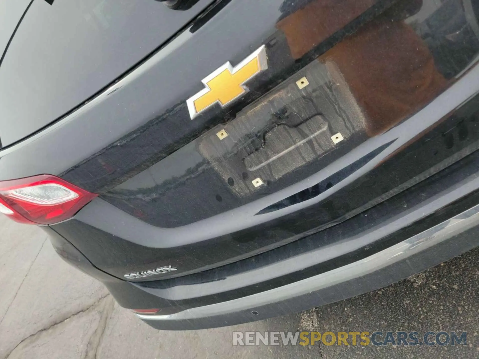 7 Photograph of a damaged car 2GNAXJEV4K6256394 CHEVROLET EQUINOX 2019