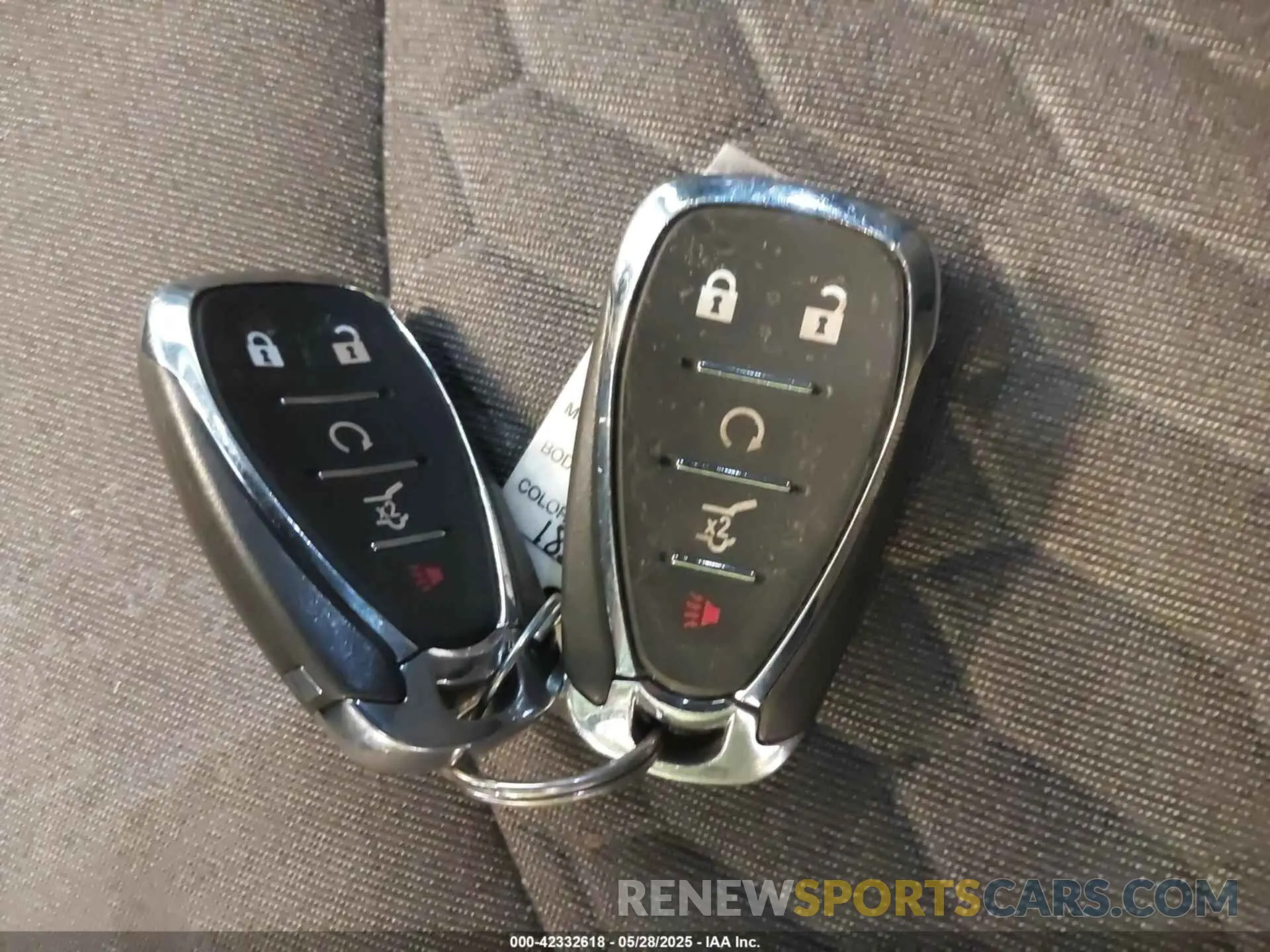 11 Photograph of a damaged car 2GNAXJEV4K6266150 CHEVROLET EQUINOX 2019