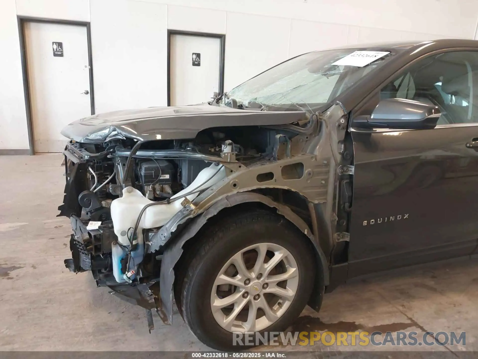 12 Photograph of a damaged car 2GNAXJEV4K6266150 CHEVROLET EQUINOX 2019