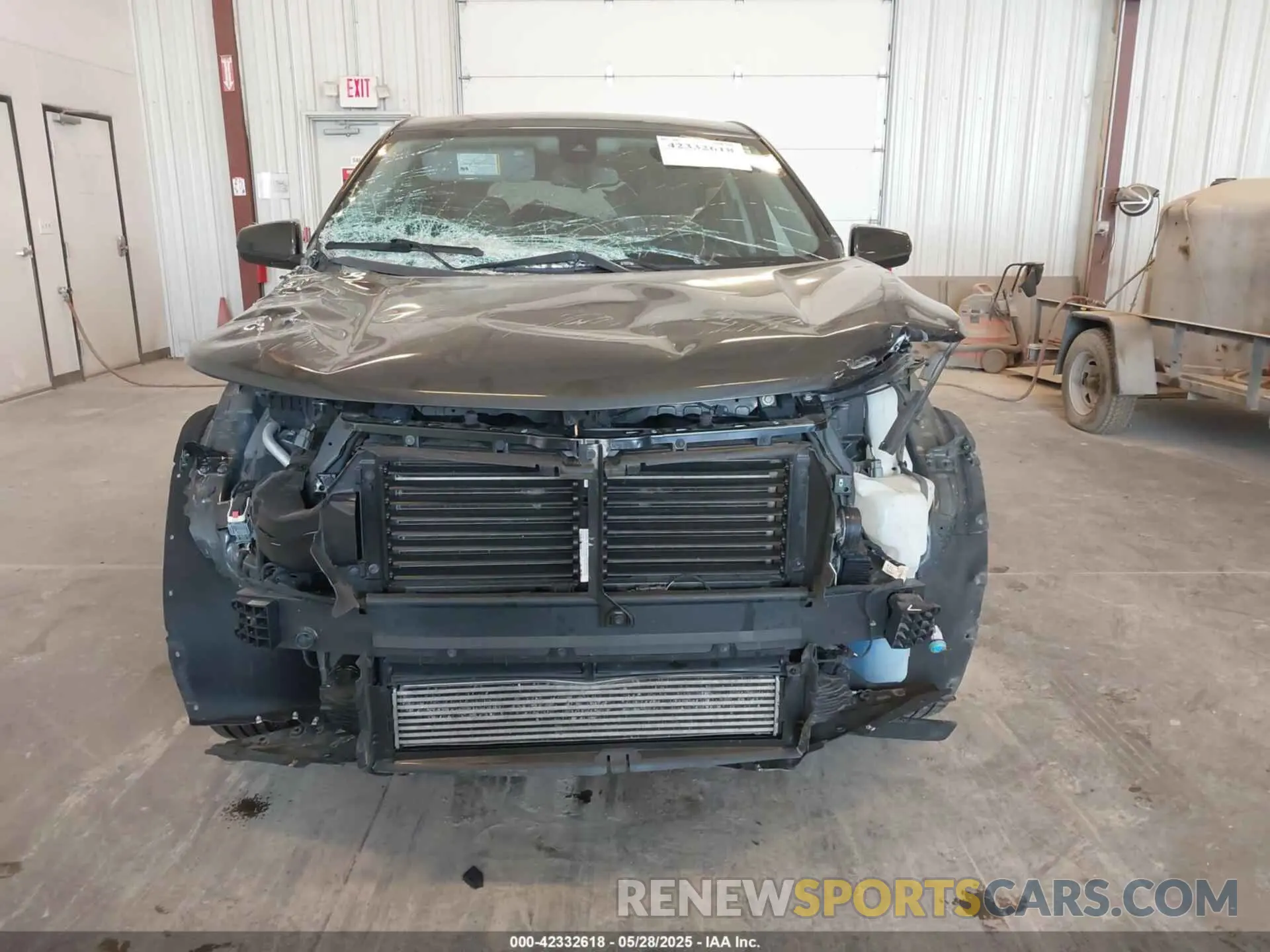 13 Photograph of a damaged car 2GNAXJEV4K6266150 CHEVROLET EQUINOX 2019